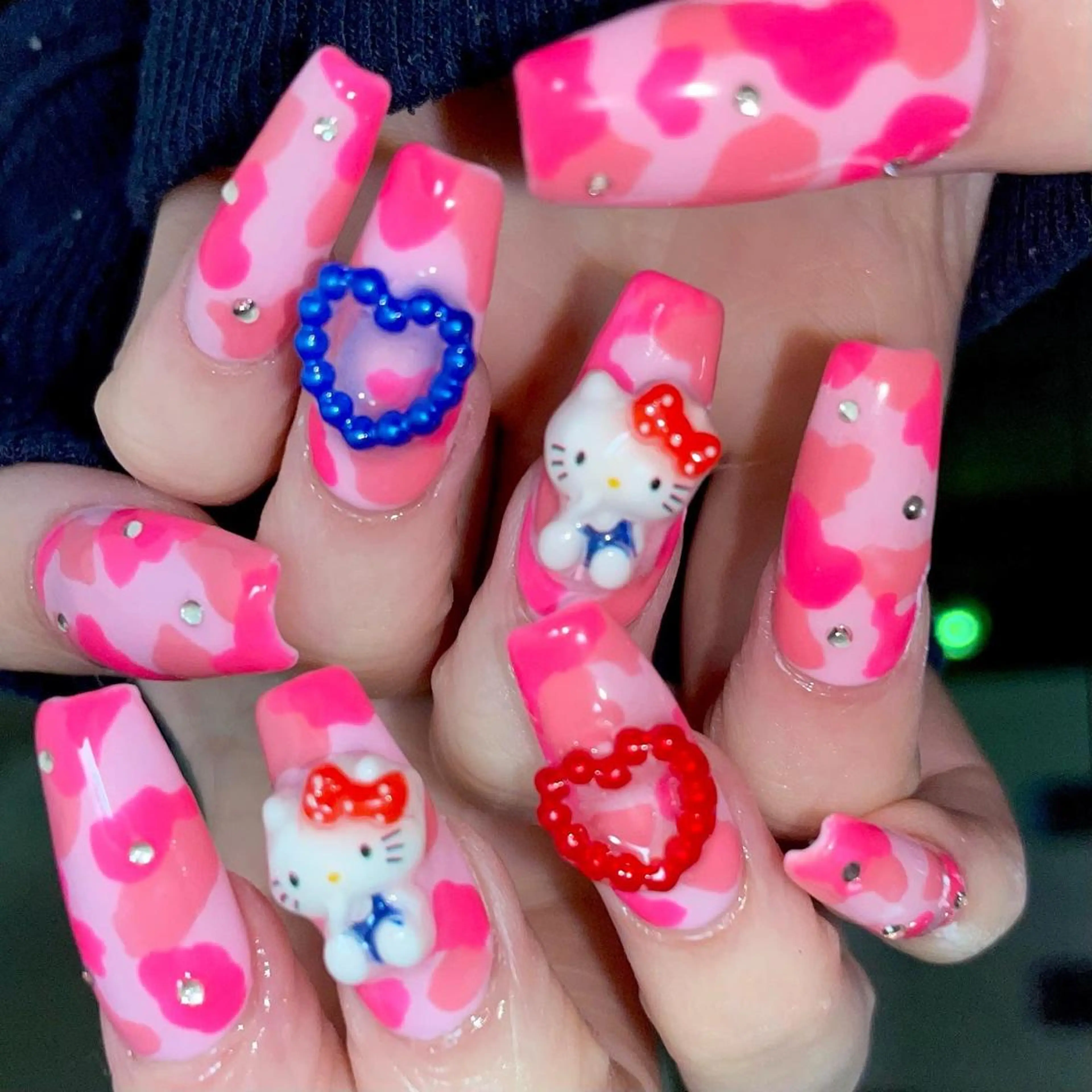 ネイル ジェルネイル スカルプネイル ネイルチップ ハンドネイル ハンドケア MIDORI 個性派/海外ネイルのネイルデザイン