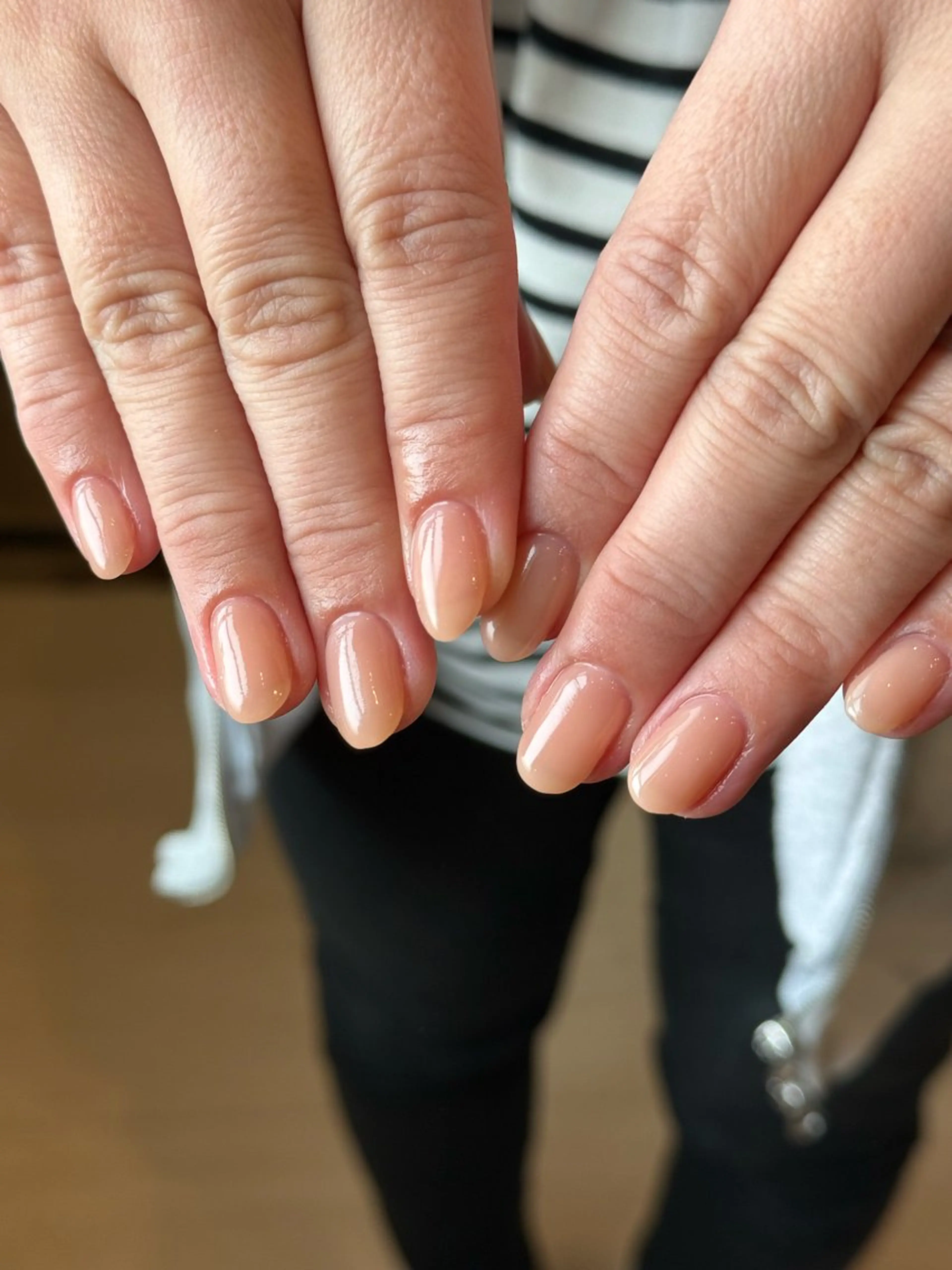 【ハンド】無料ワンカラーモデル様(メンズネイリスト施術)の写真