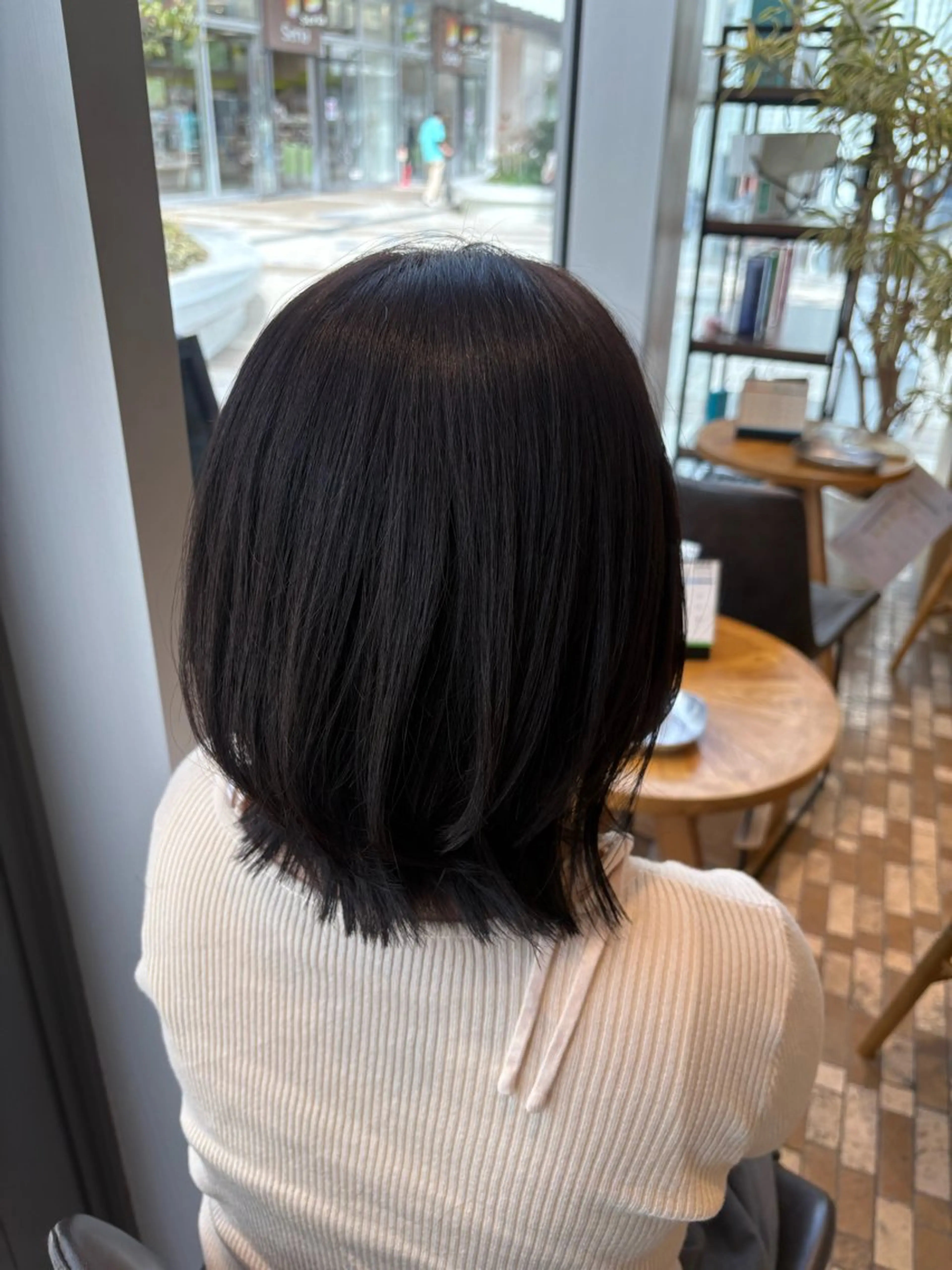 ミディアム Lolonois 森ノ宮/RINのヘアスタイル