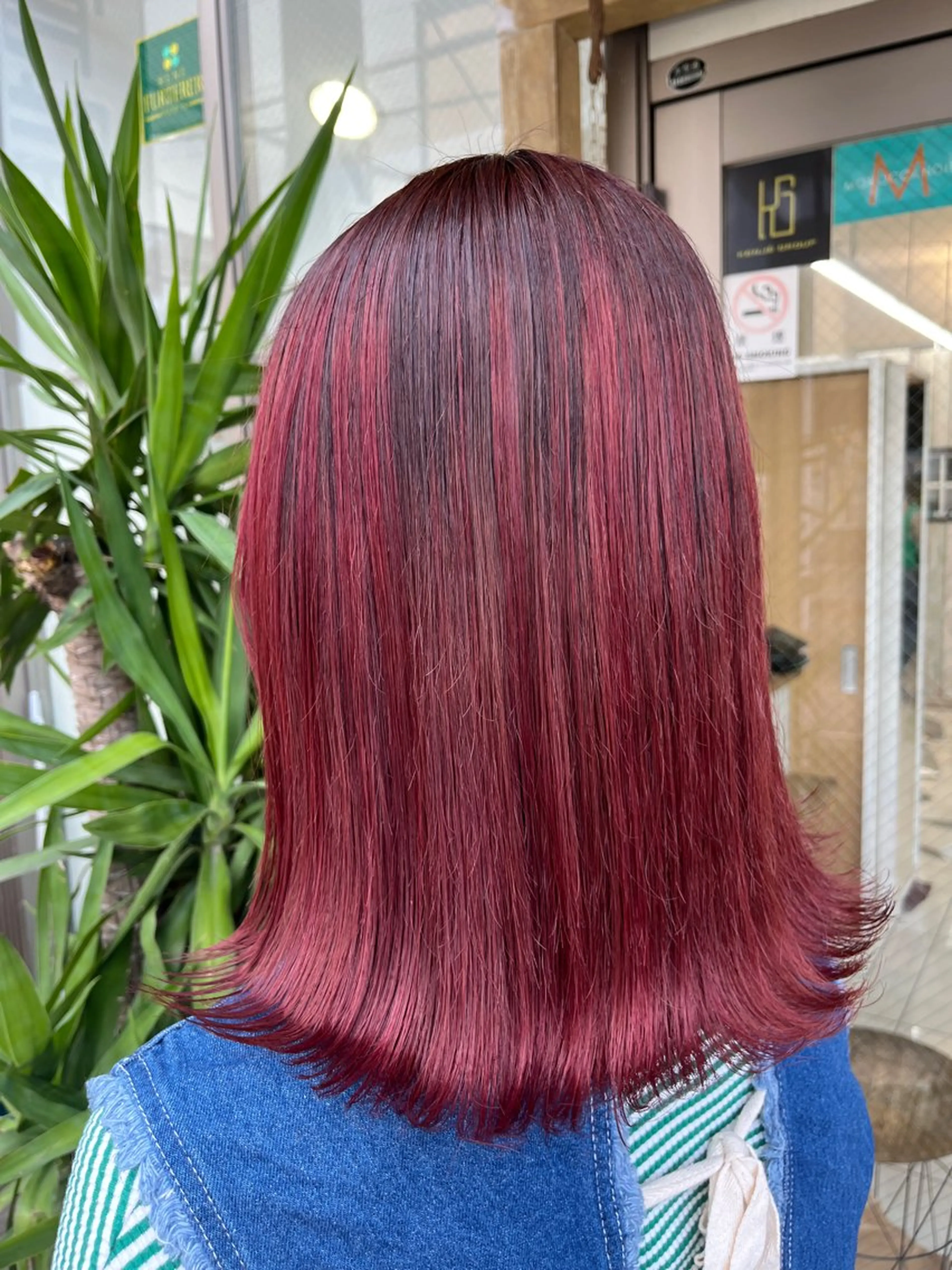 ミディアム カラー ヘアカラー ちさと/メンズ ショート/縮毛矯正のヘアスタイル