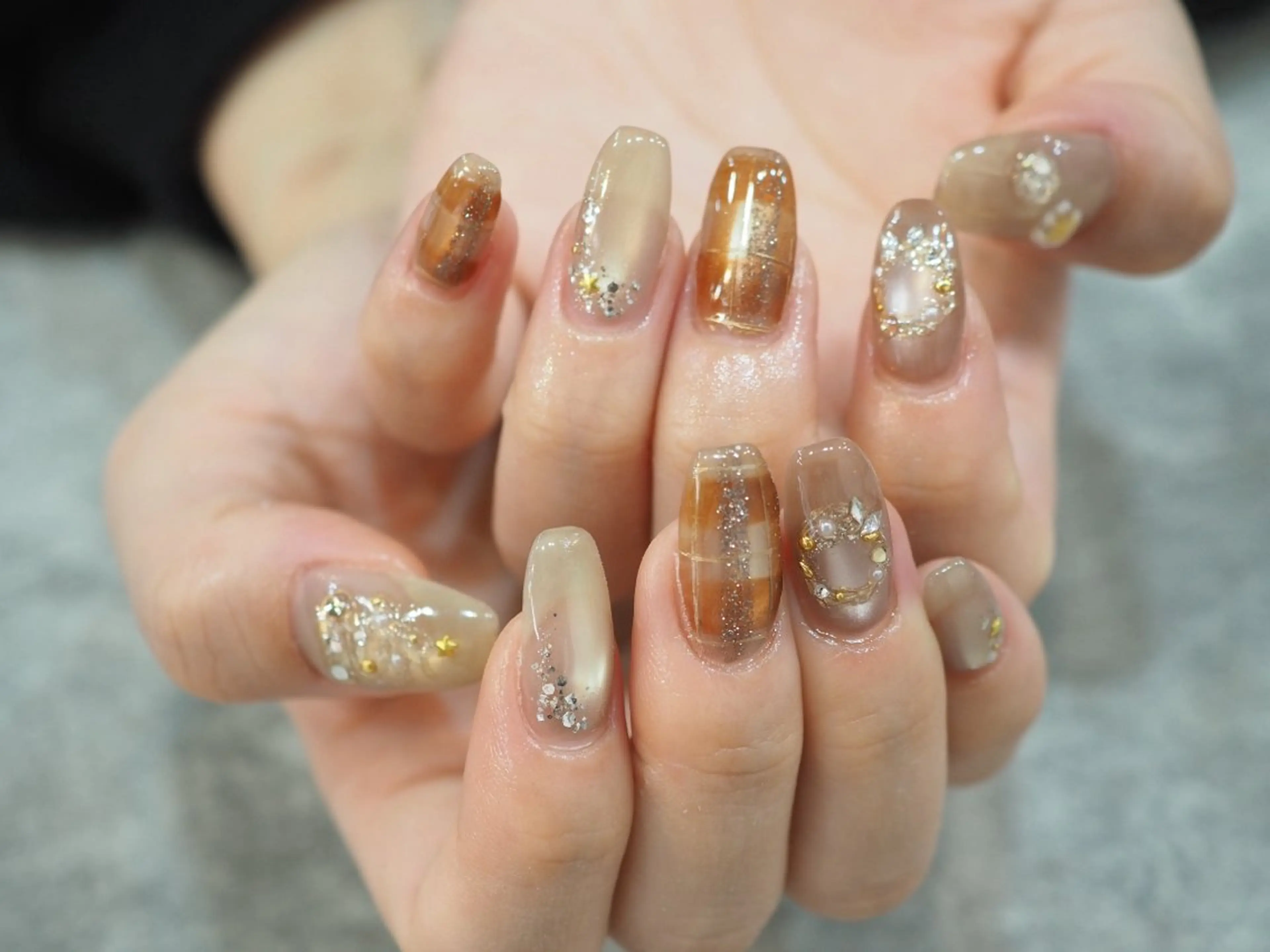 ネイル 冬ネイル クリスマス ハンドネイル glaNje shioriのネイルデザイン