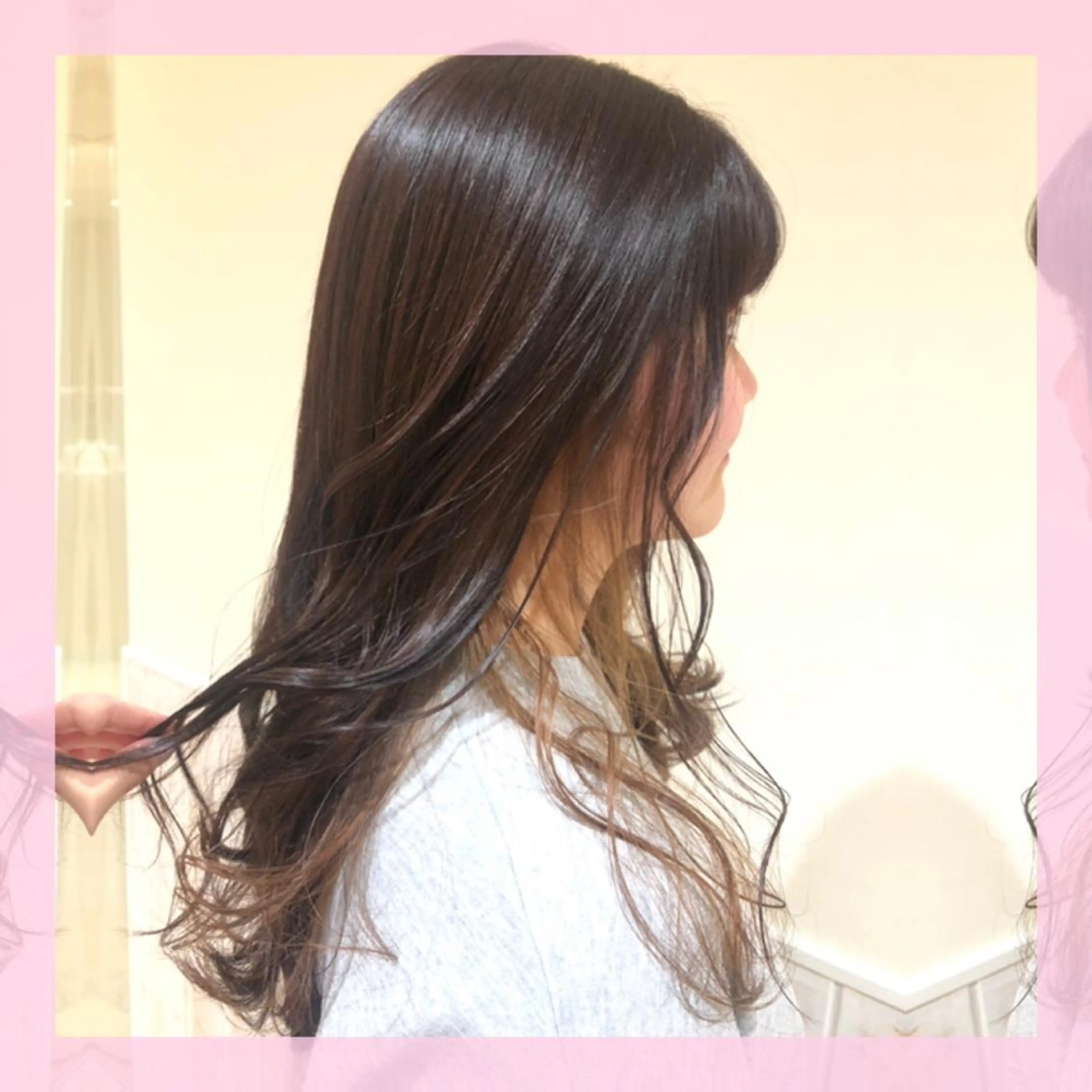 セミロング カラー ベージュカラー インナーカラー ミルクティーベージュ カット ヘアカラー plum.所属・🍒前川 🍒のヘアスタイル