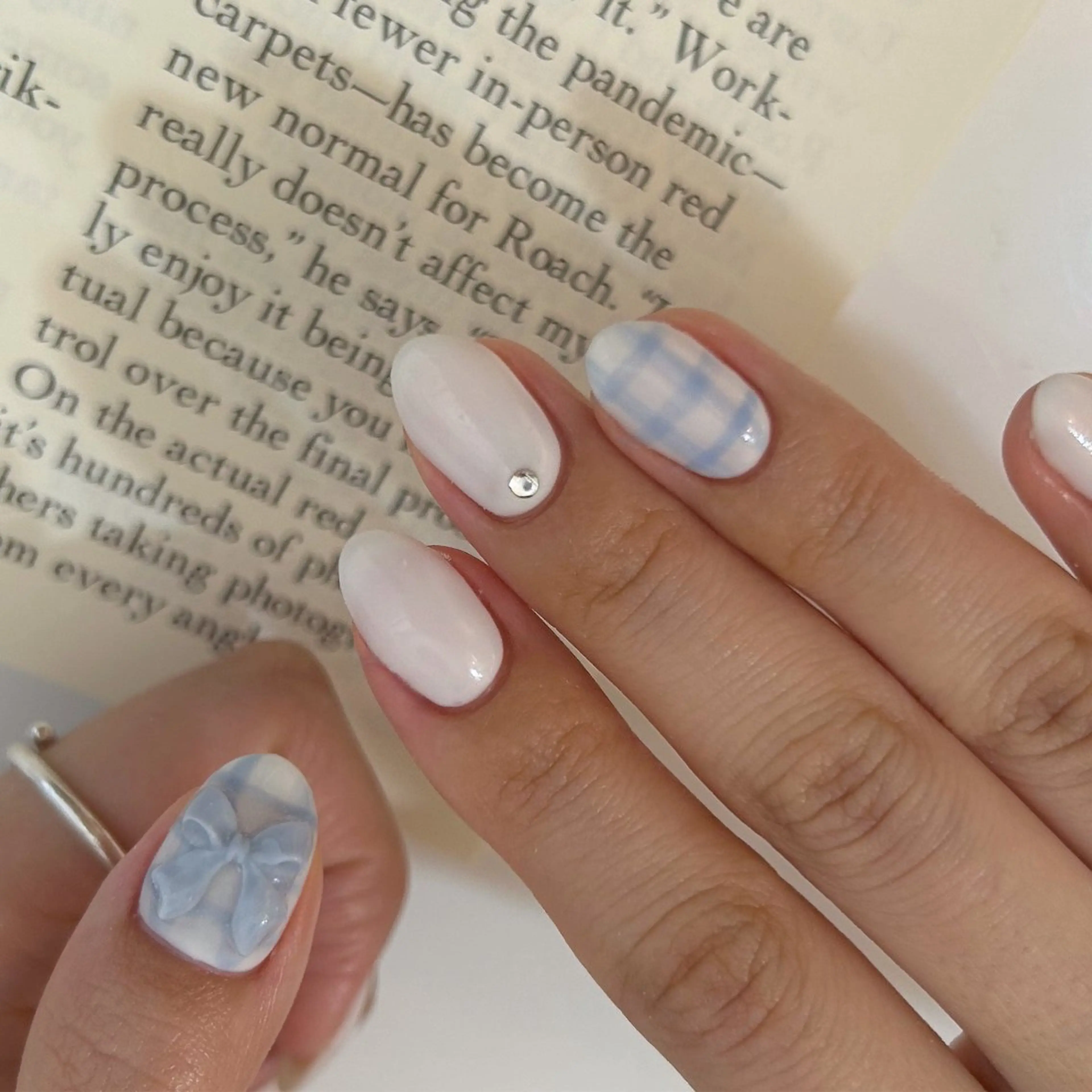 ネイル ハンドネイル ViViA momokaのネイルデザイン