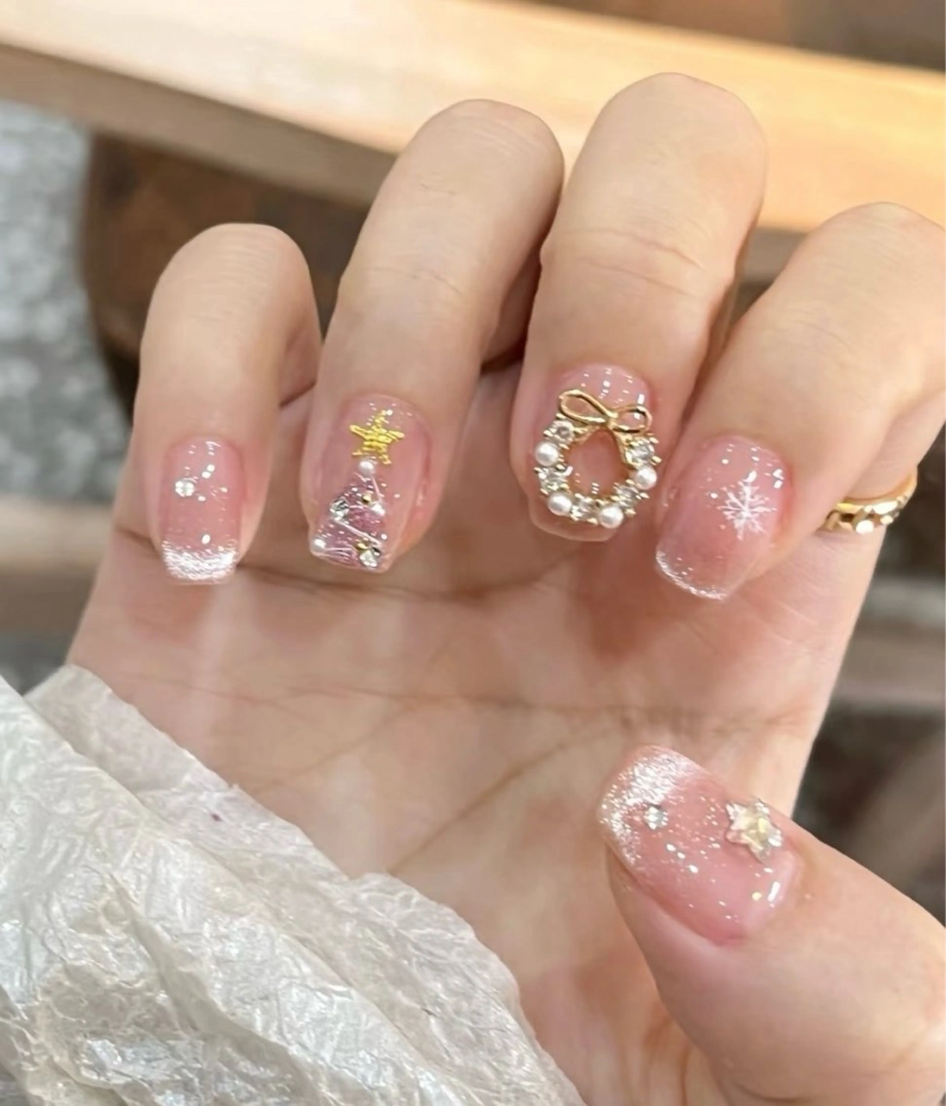 ネイル ハンドネイル 💅E•U•B NAIL🌹所属・横浜市中区曙町 ネイルE·U·Bのネイルデザイン