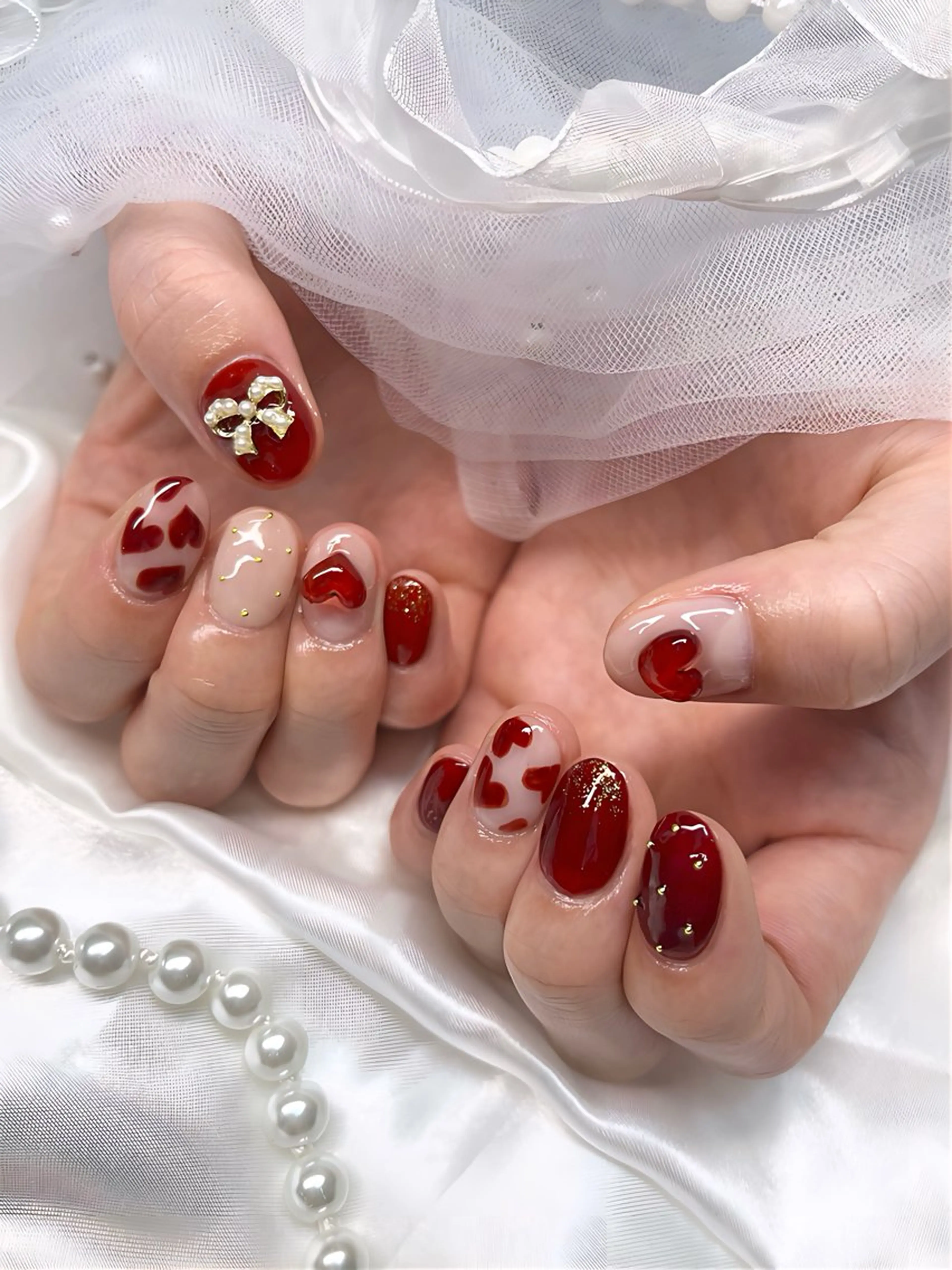 ネイル 氷ネイル・うるうるネイル ぷっくりネイル バレンタイン ハンドネイル eclat 'kのネイルデザイン