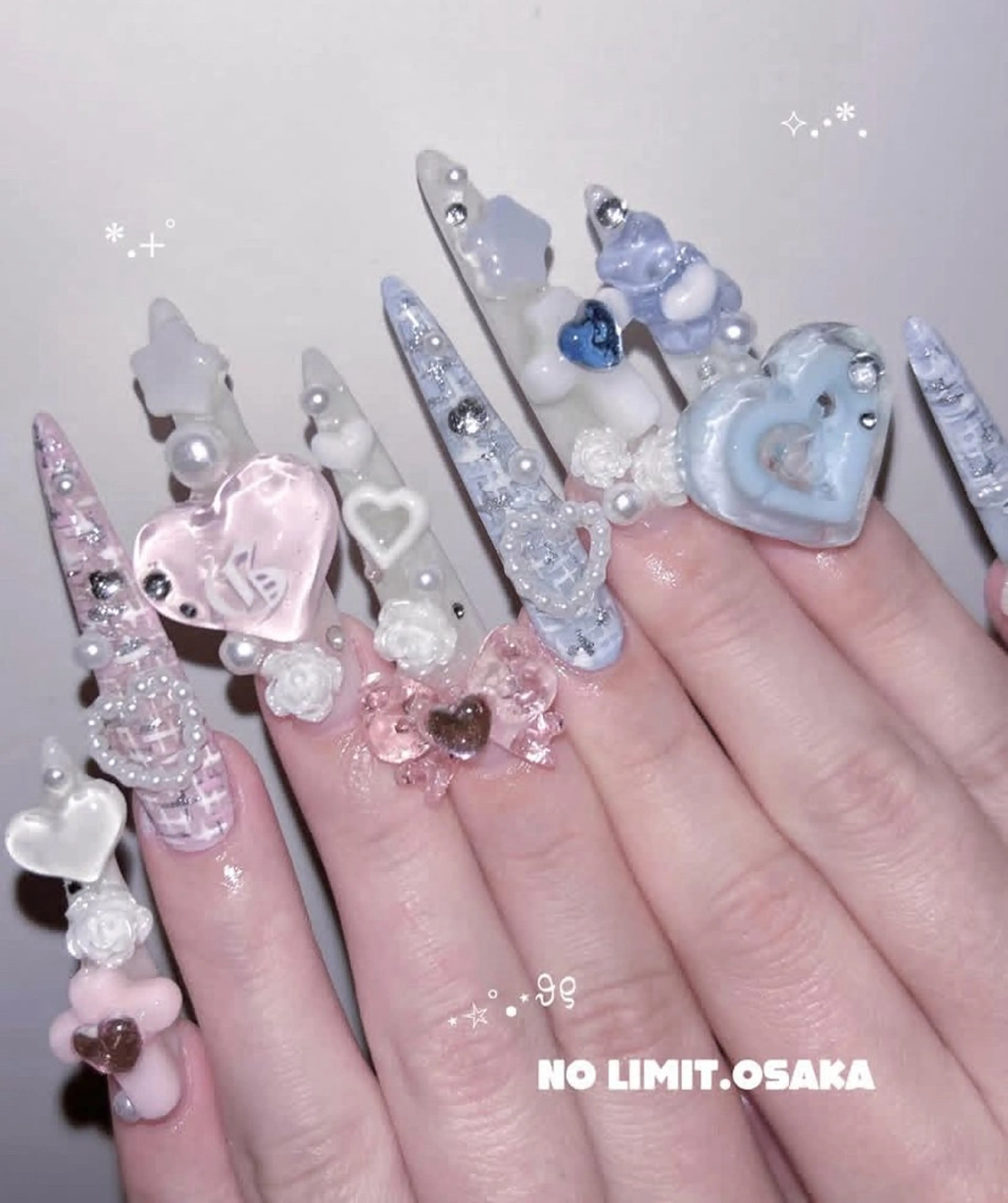 ネイル オーロラネイル チークネイル 長さ出し フットネイル フレンチネイル Lee Nails チップ長さだし専門店のネイルデザイン