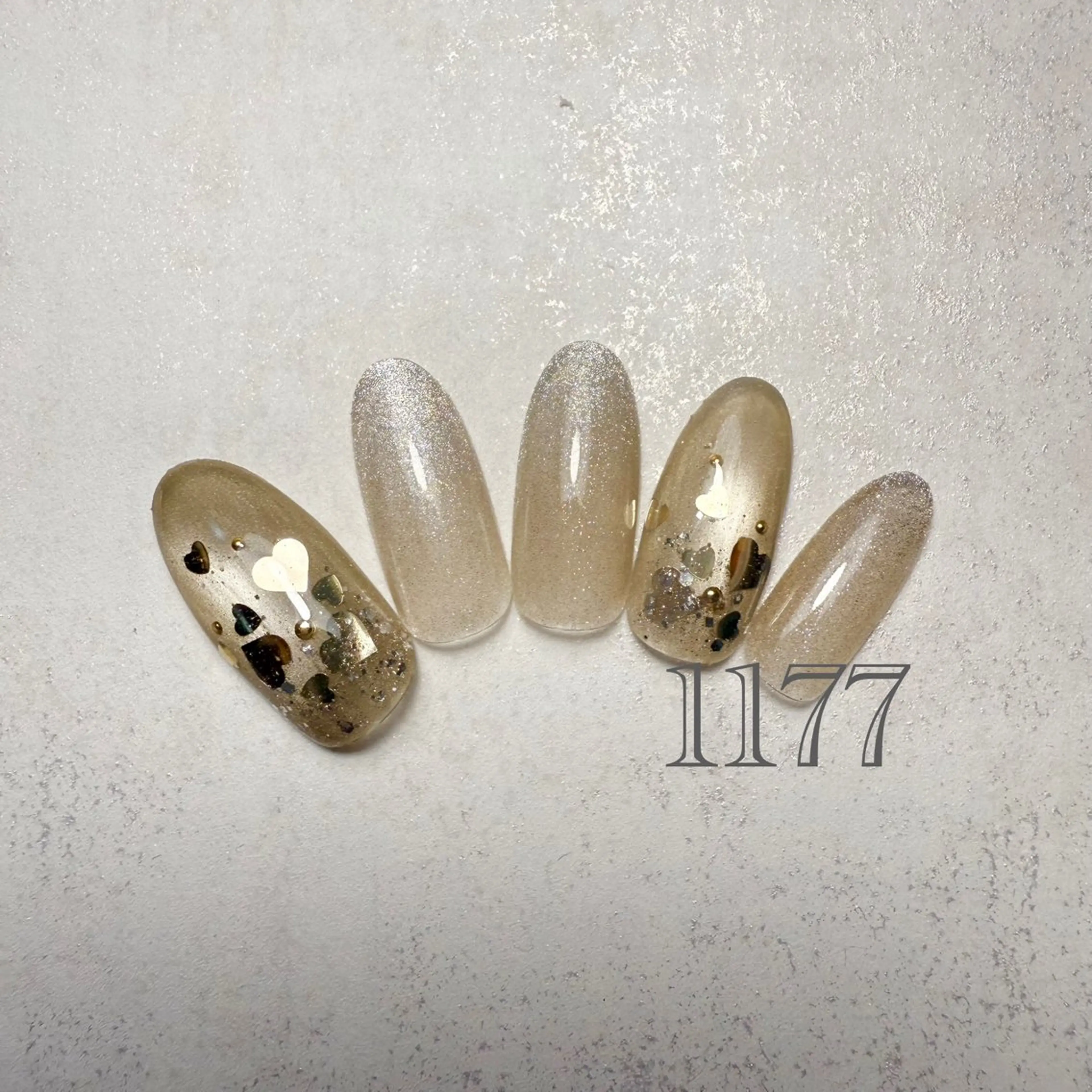 ネイル ハンドネイル nailsalon 1177のネイルデザイン