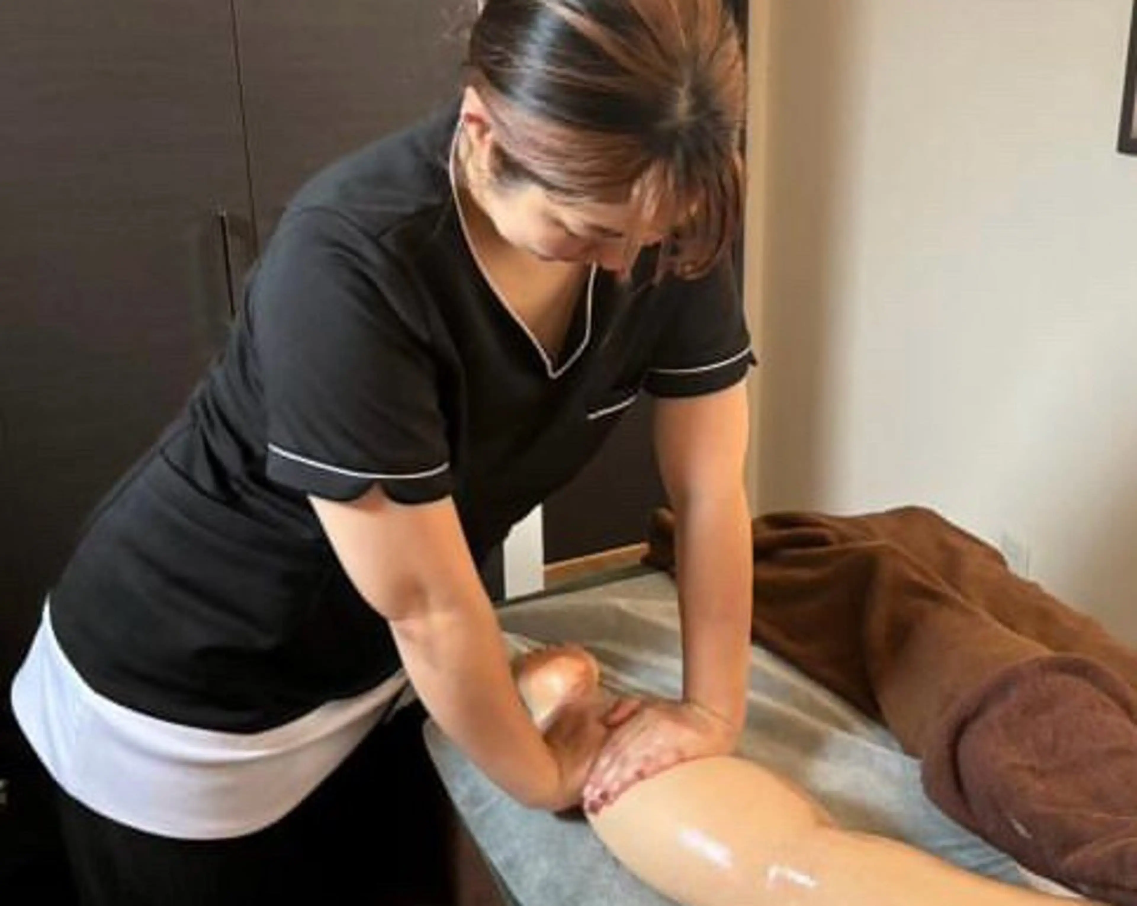 🦵脚集中リンパケア🛁（足裏​〜​太ももまで）50分✨の写真