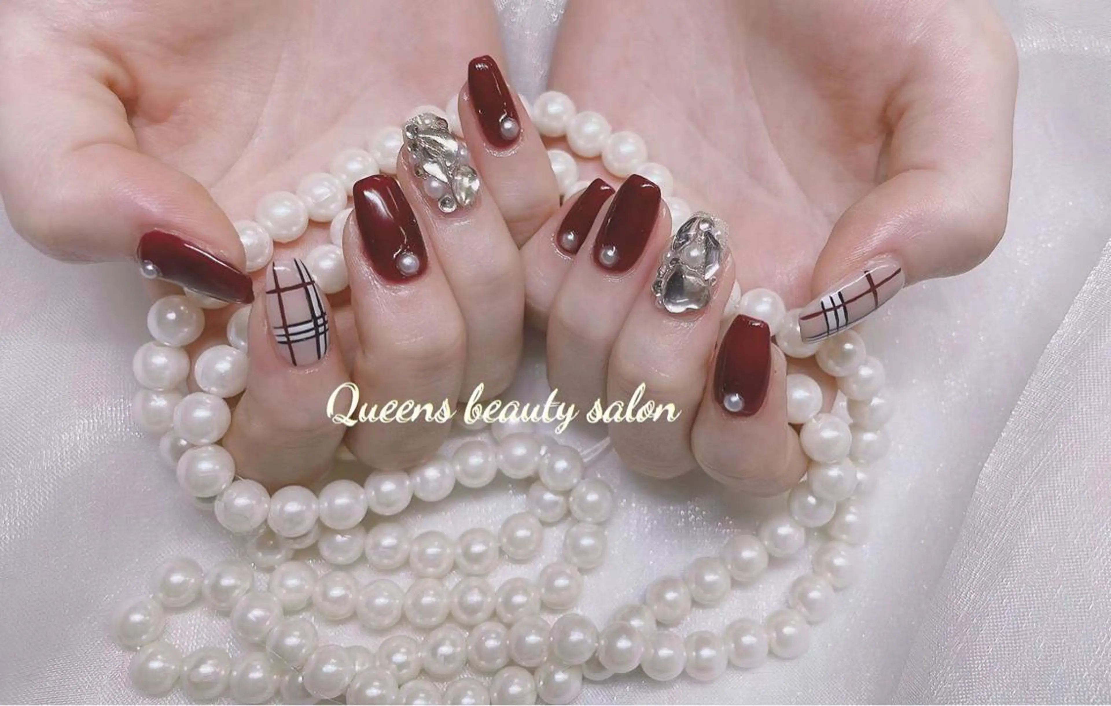 ネイル Queens みなみのネイルデザイン