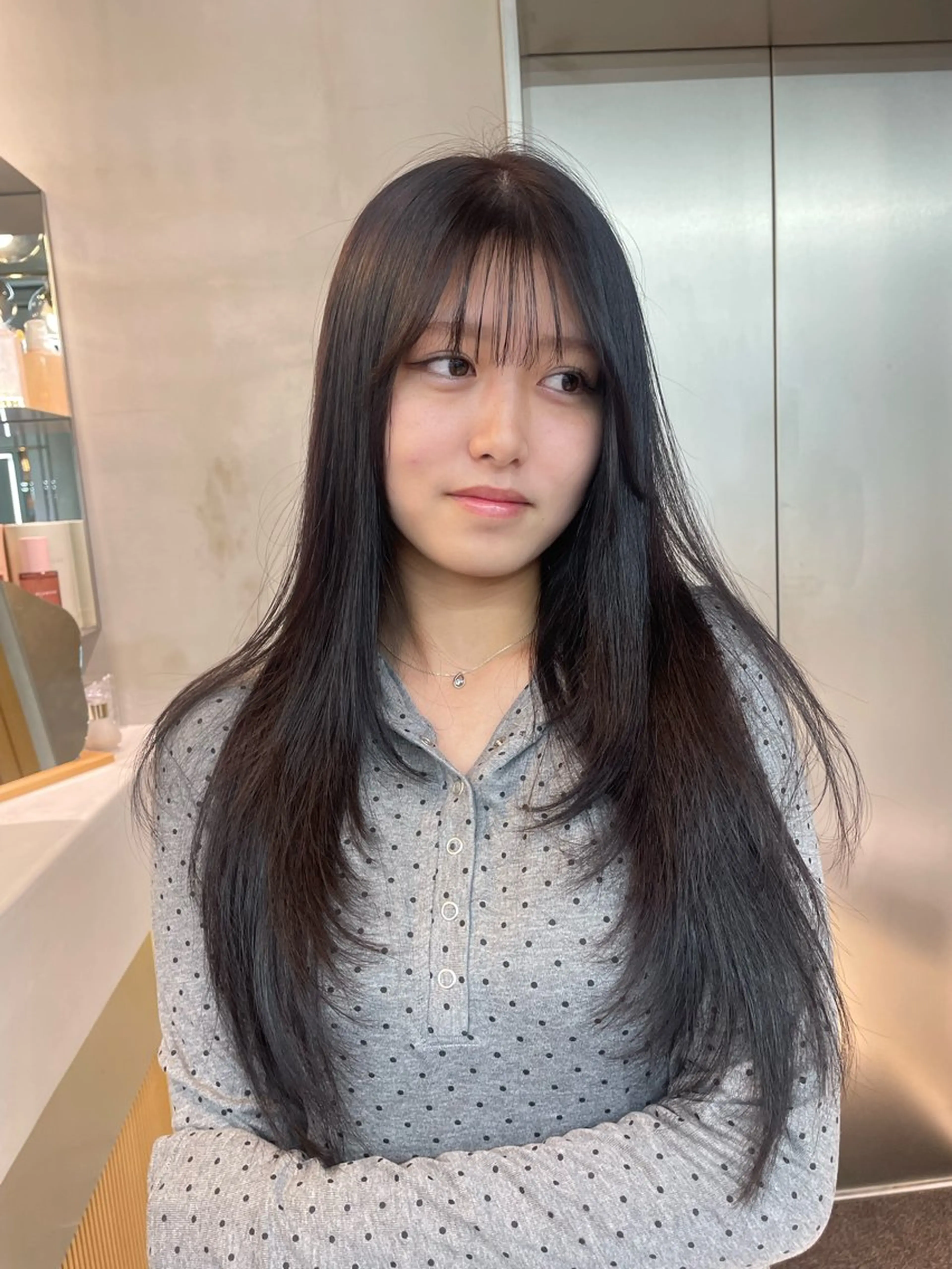 ロング カット ヘアカラー トリートメント ヘッドスパ ヘアセット 韓国ヘア/レイヤー Londエレンのヘアスタイル