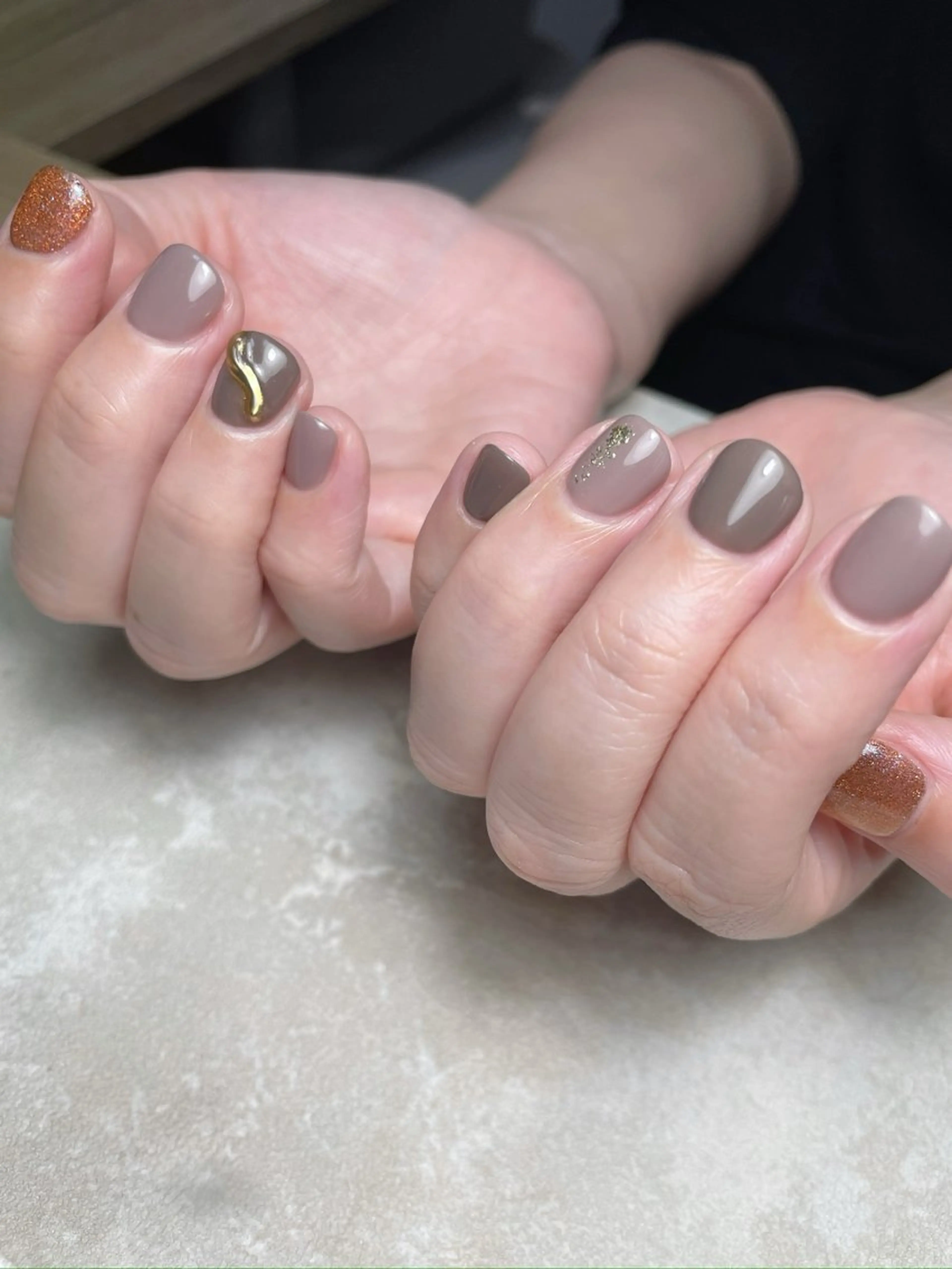 ネイル マグネットネイル ミラーネイル シンプルネイル ハンドネイル 西出 勝美のネイルデザイン