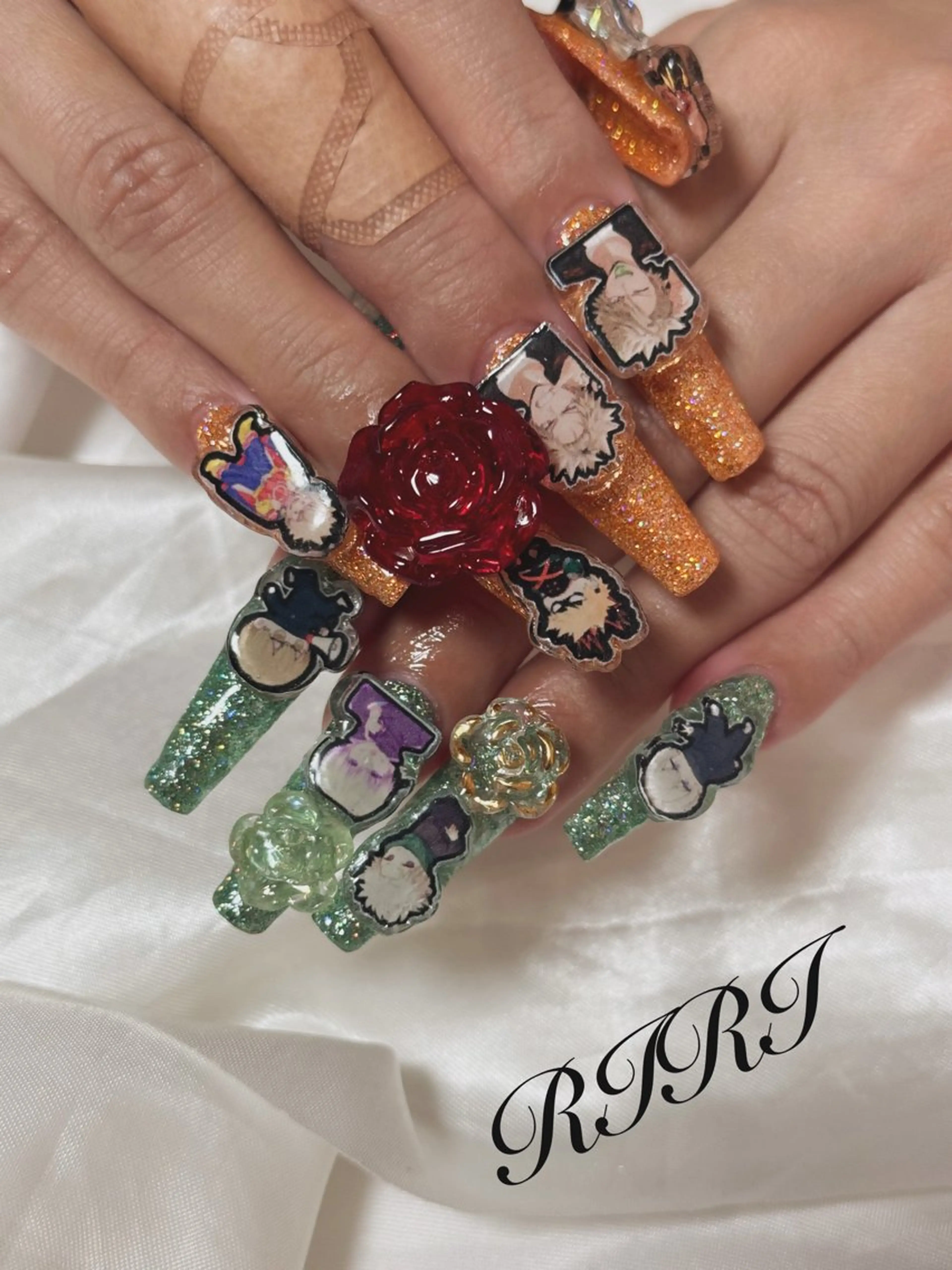 ネイル ジェルネイル ラメ(グリッター) ロングネイル スカルプネイル シンプルネイル ハンドネイル riri オーナーのネイルデザイン