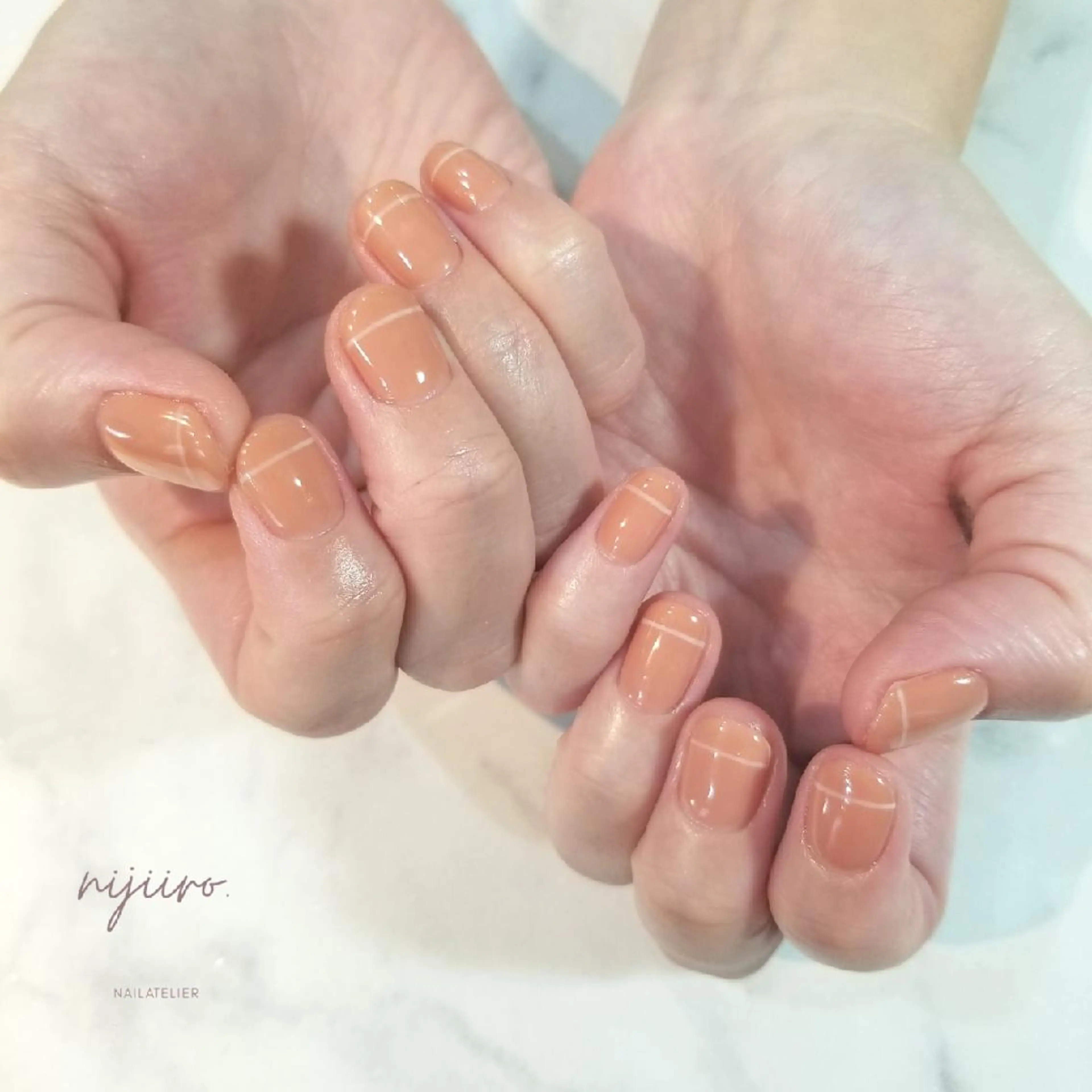 ネイル ワンカラーネイル シンプルネイル ハンドネイル nailatelier nijiiro.所属・nijiiro🌈 サトウのネイルデザイン