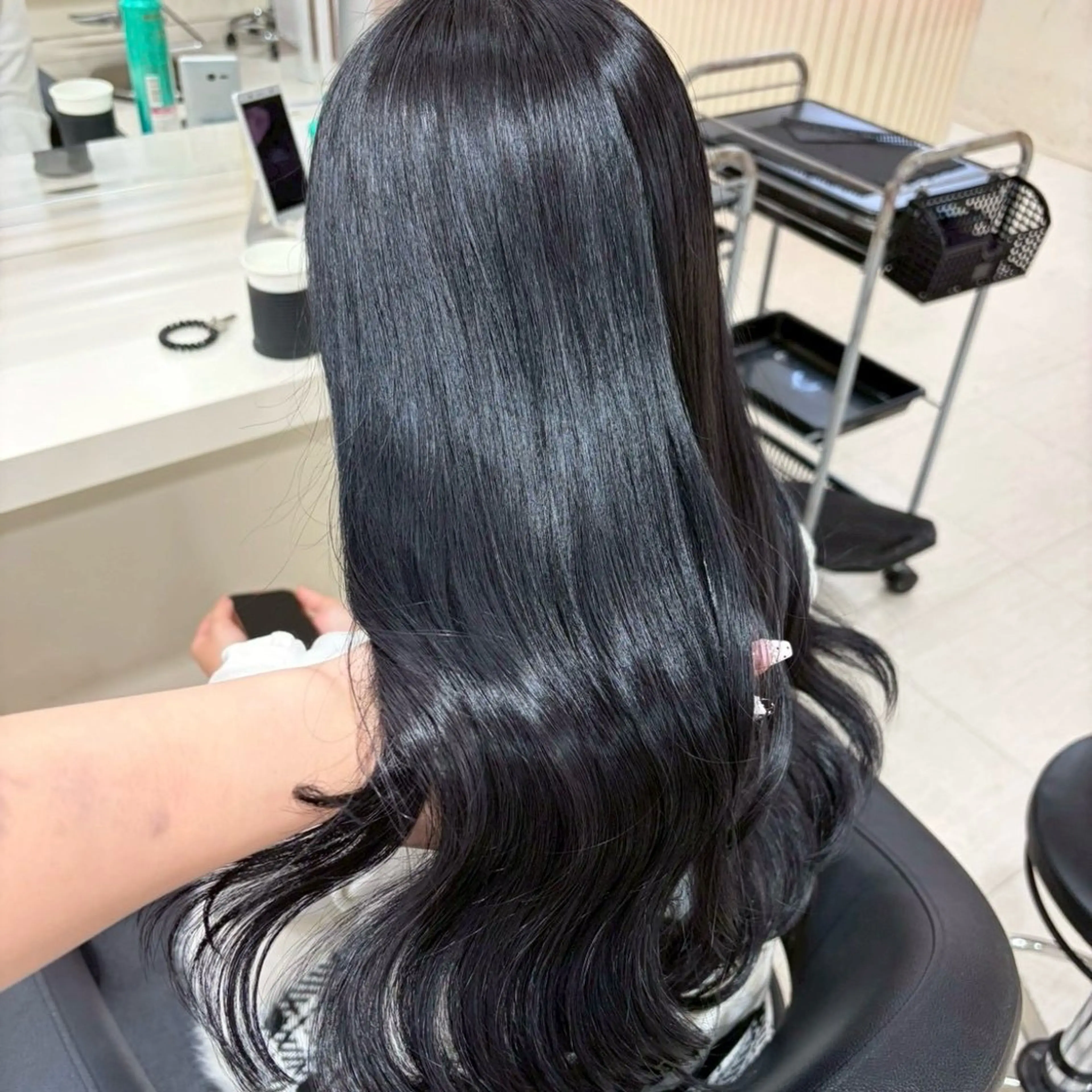 ロング カラー ヘアアレンジ メンズ ヘアカラー トリートメント 小高 咲蘭のヘアスタイル