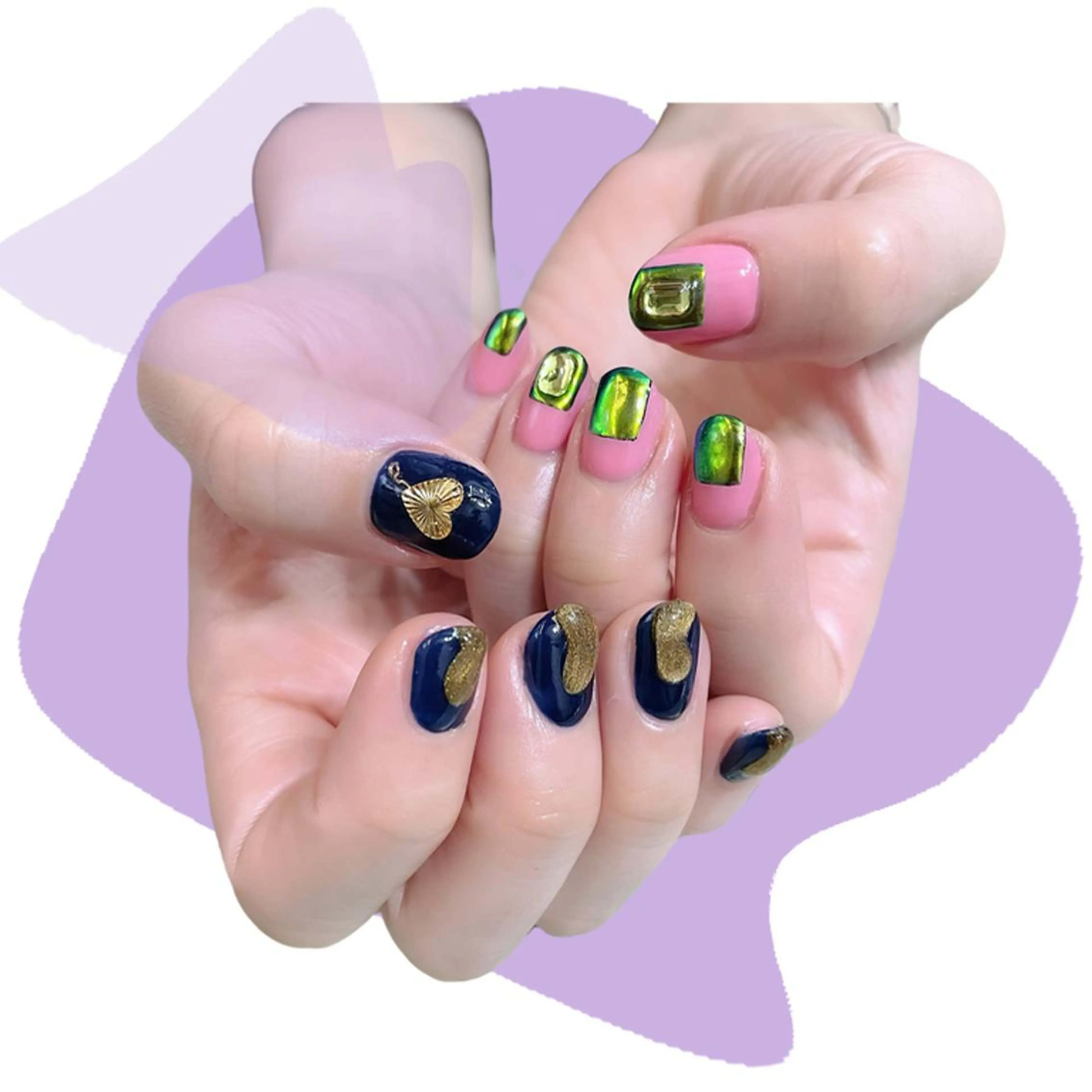 ネイル オーロラネイル 氷ネイル・うるうるネイル 韓国ネイル マグネットネイル ミラーネイル VOLLMOND nailのネイルデザイン