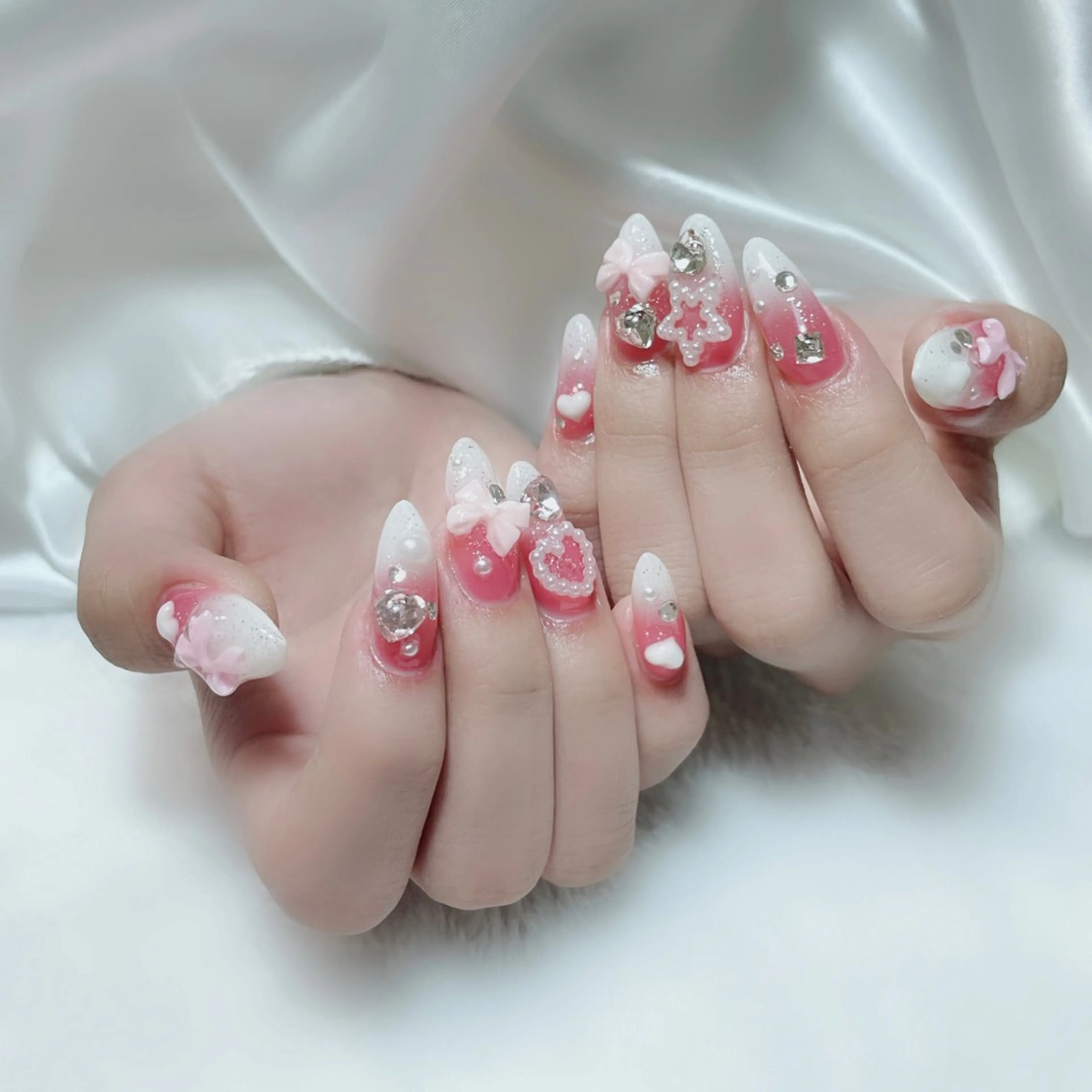 ネイル Amina nail salonのネイルデザイン