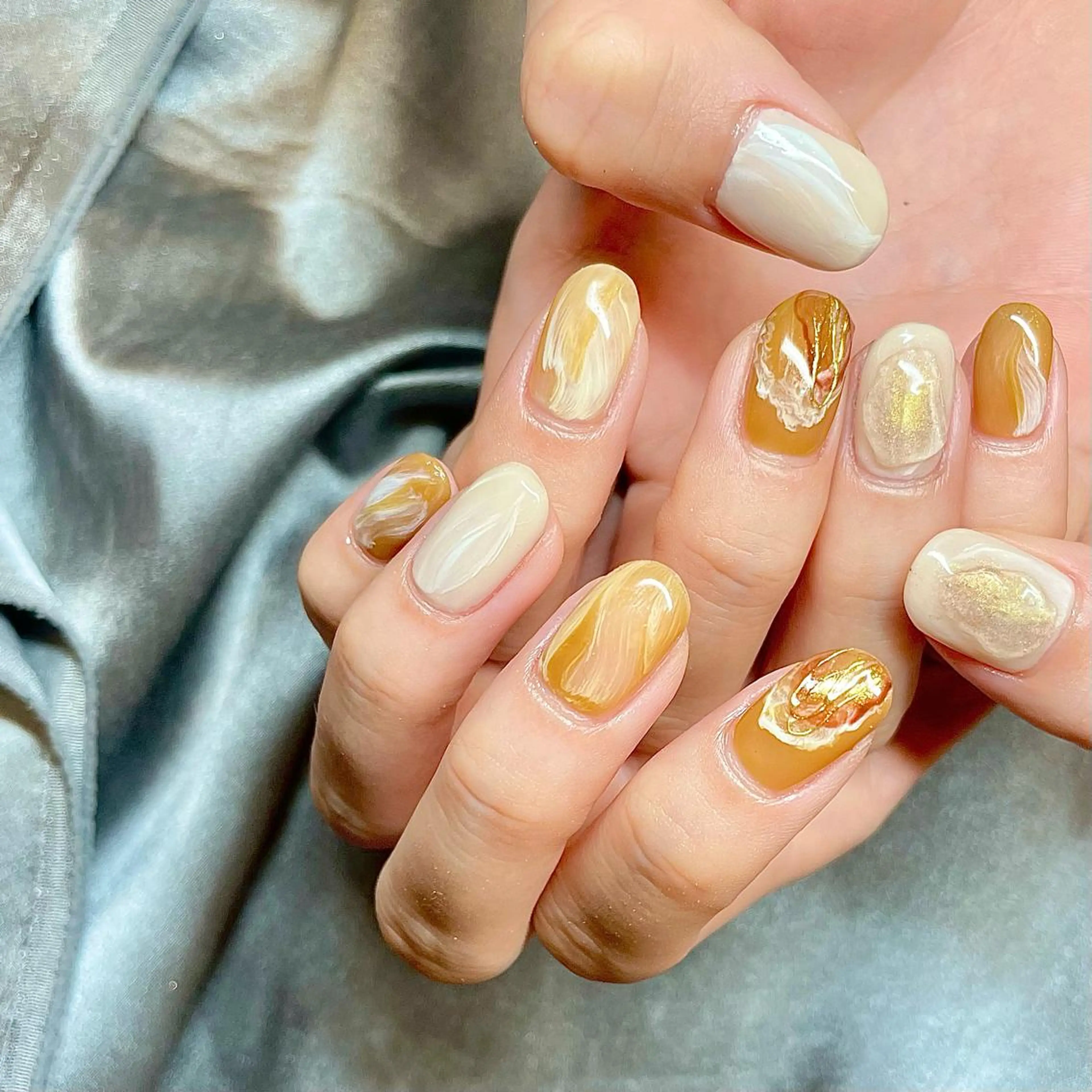 ミディアム カラー パーマ キッズ ネイル マツエク・マツパ アイブロウ ホワイト nail&eye Aoのマツエク・マツパデザイン
