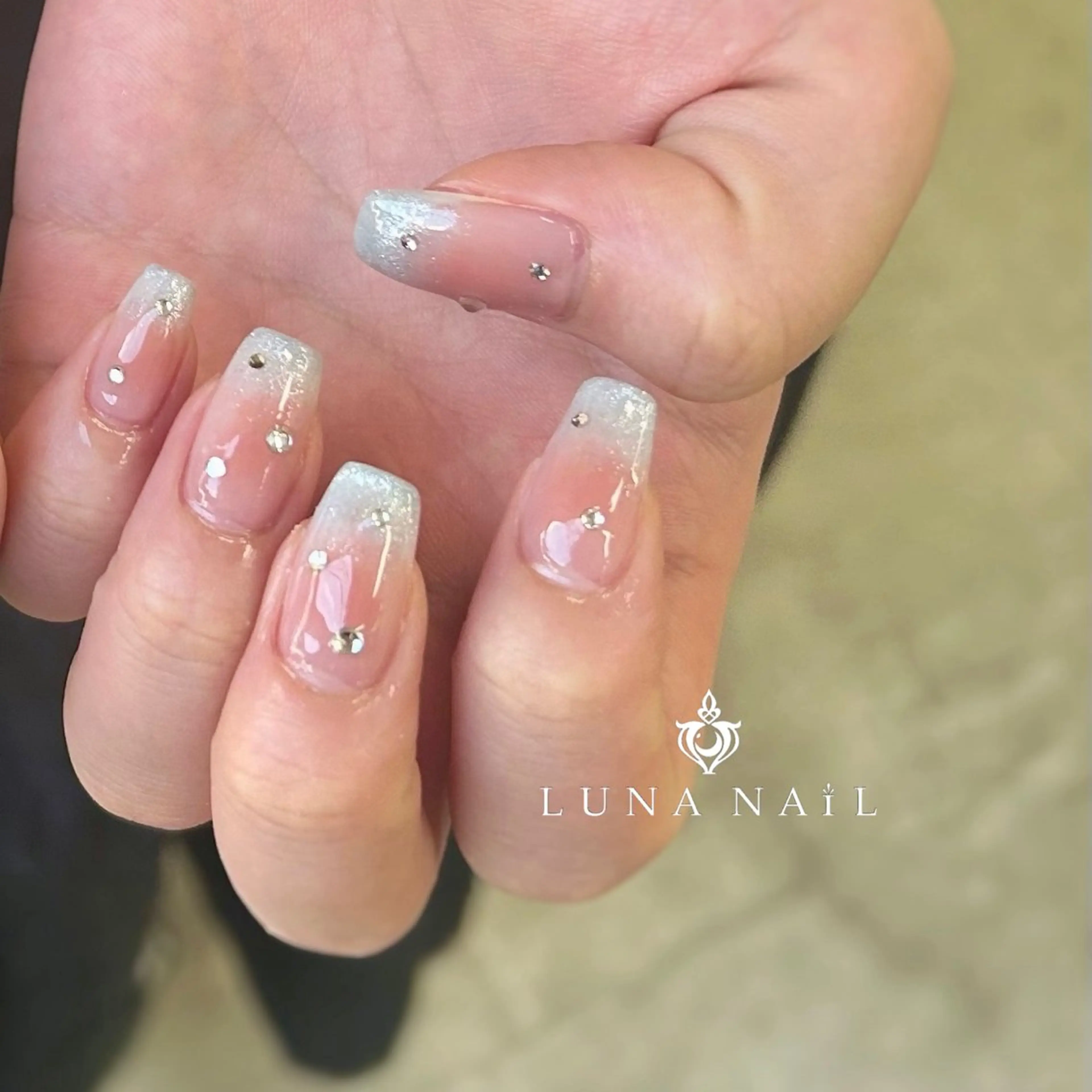 ネイル ハンドネイル アトリエ　ミモザ所属・いまむら あかりのネイルデザイン