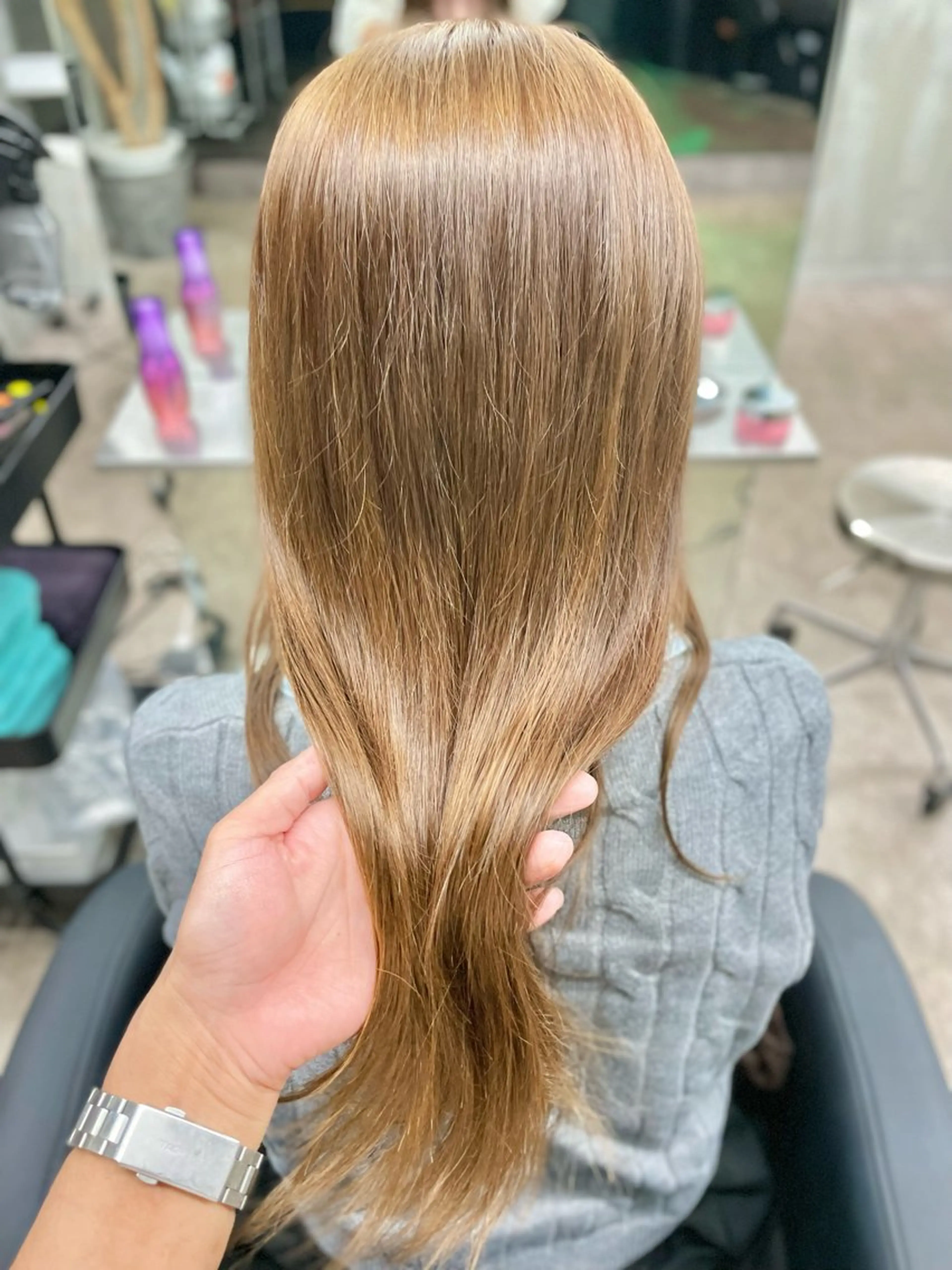 ロング アッシュ ボブ くびれヘア 顔まわりレイヤー ハイライト 表参道/髪質改善/ 髪質改善カラー/遠藤のヘアスタイル