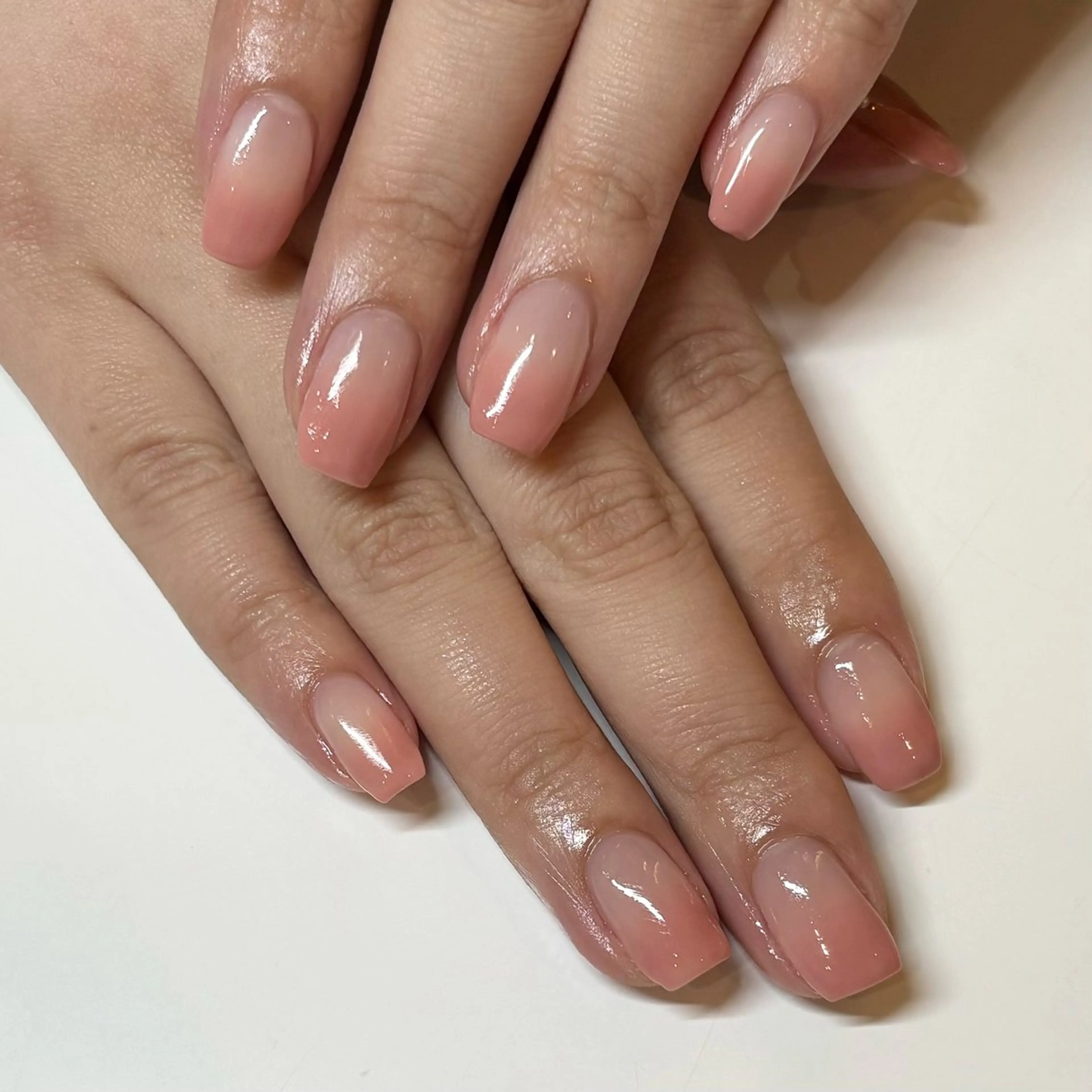 ハンド グラデーション ストーンアート2本 ケア込み (オフなし)の写真