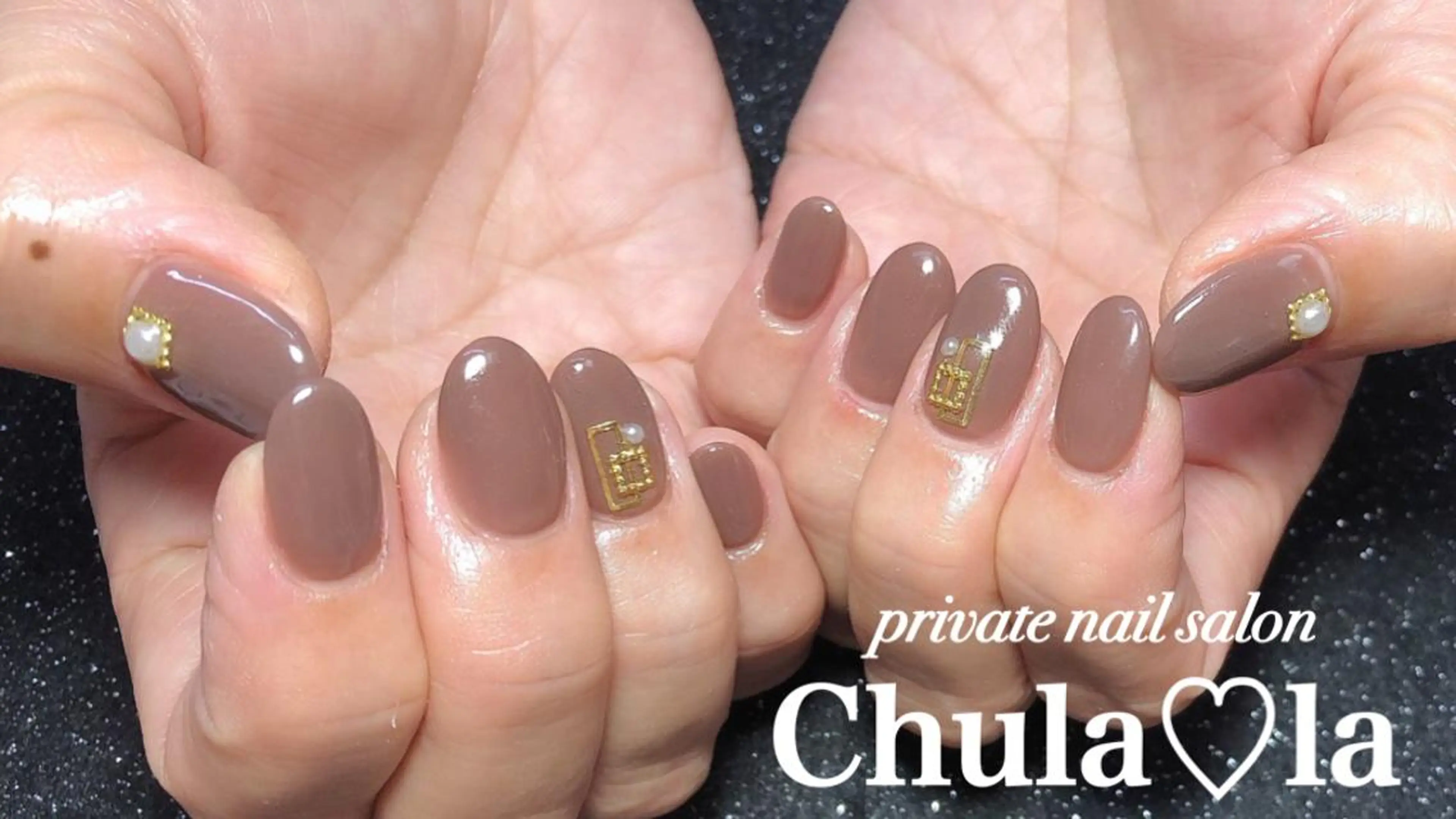 ネイル ストーンネイル Chula♡la 豊見城市高安のネイルデザイン