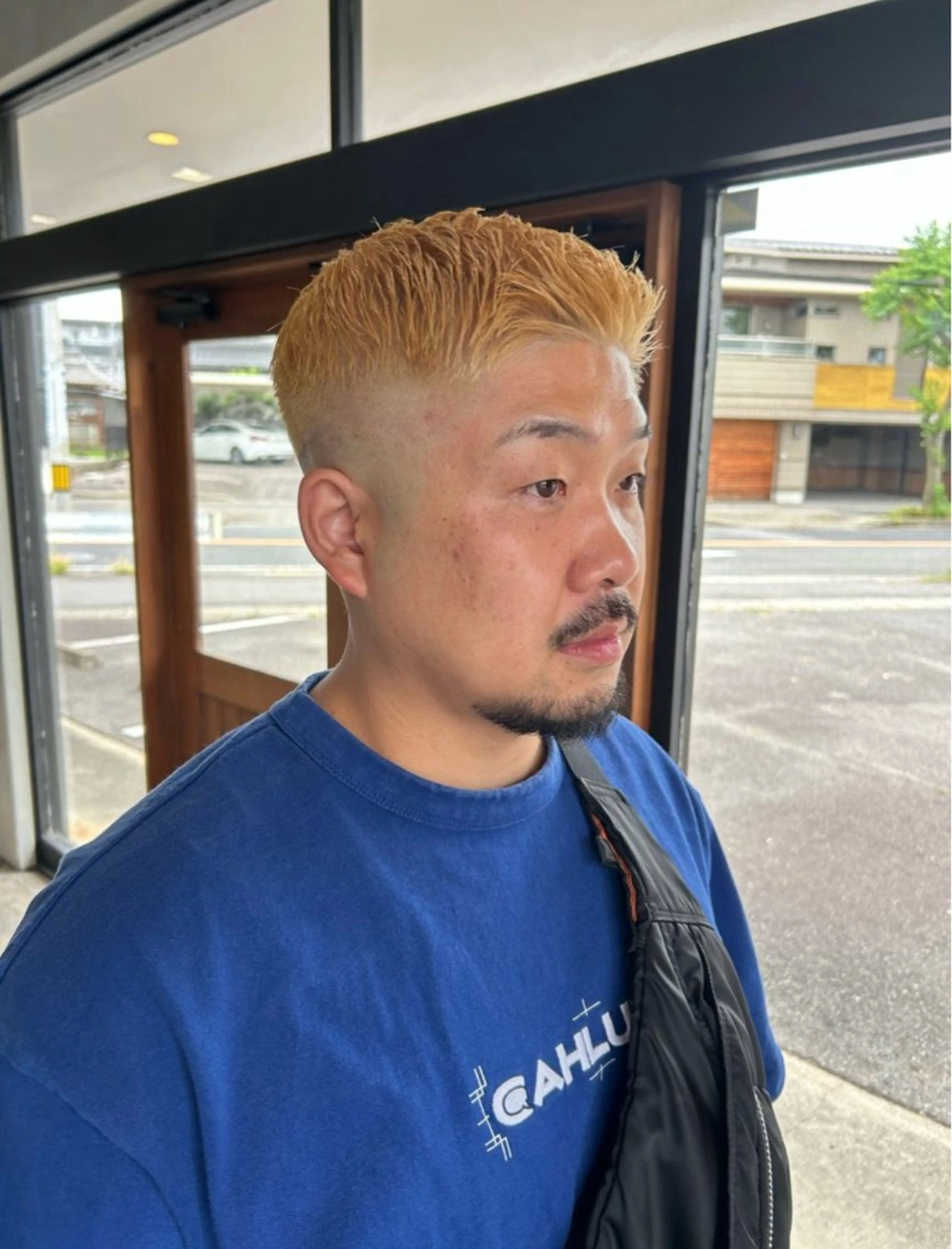 カラー メンズ ヘアカラー ⚡️メンズカラー特化 /ブリーチ/興大のヘアスタイル