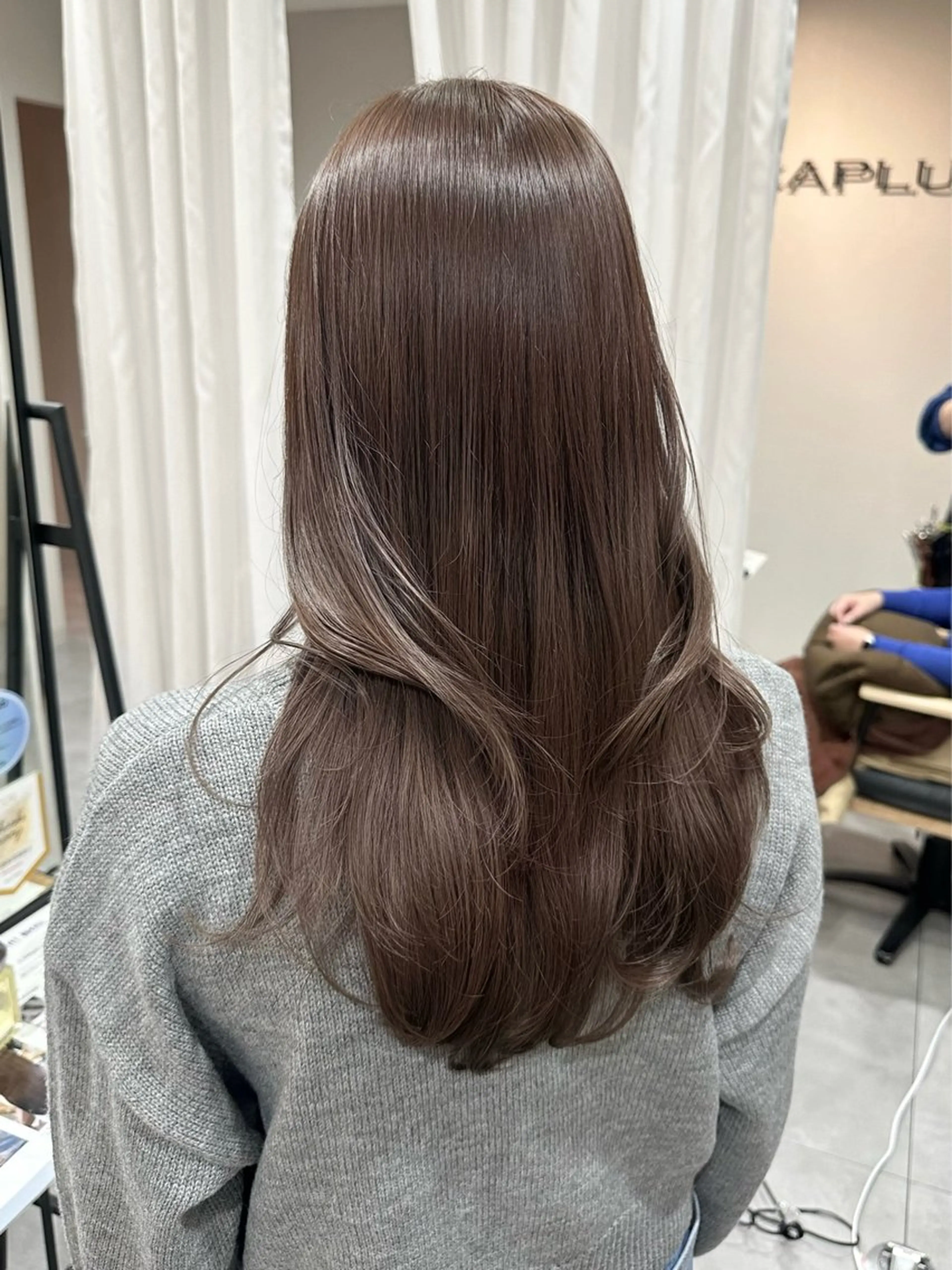 ロング カラー 村川 虹歩のヘアスタイル