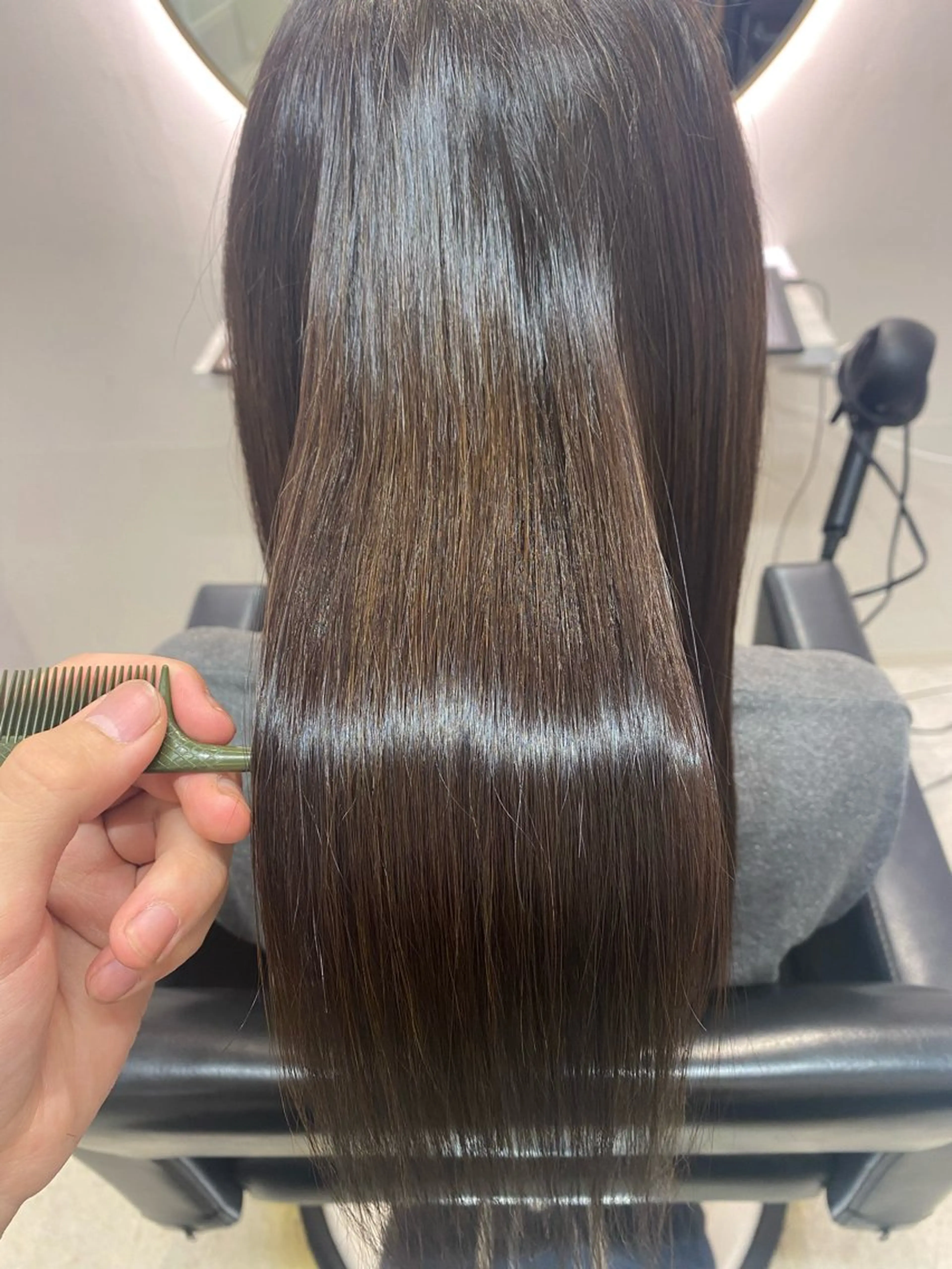 【ミニモ限定2500円OFF】【クセとダメージが気になる方へ】髪質改善ケラリファイン縮毛矯正＋カットの写真
