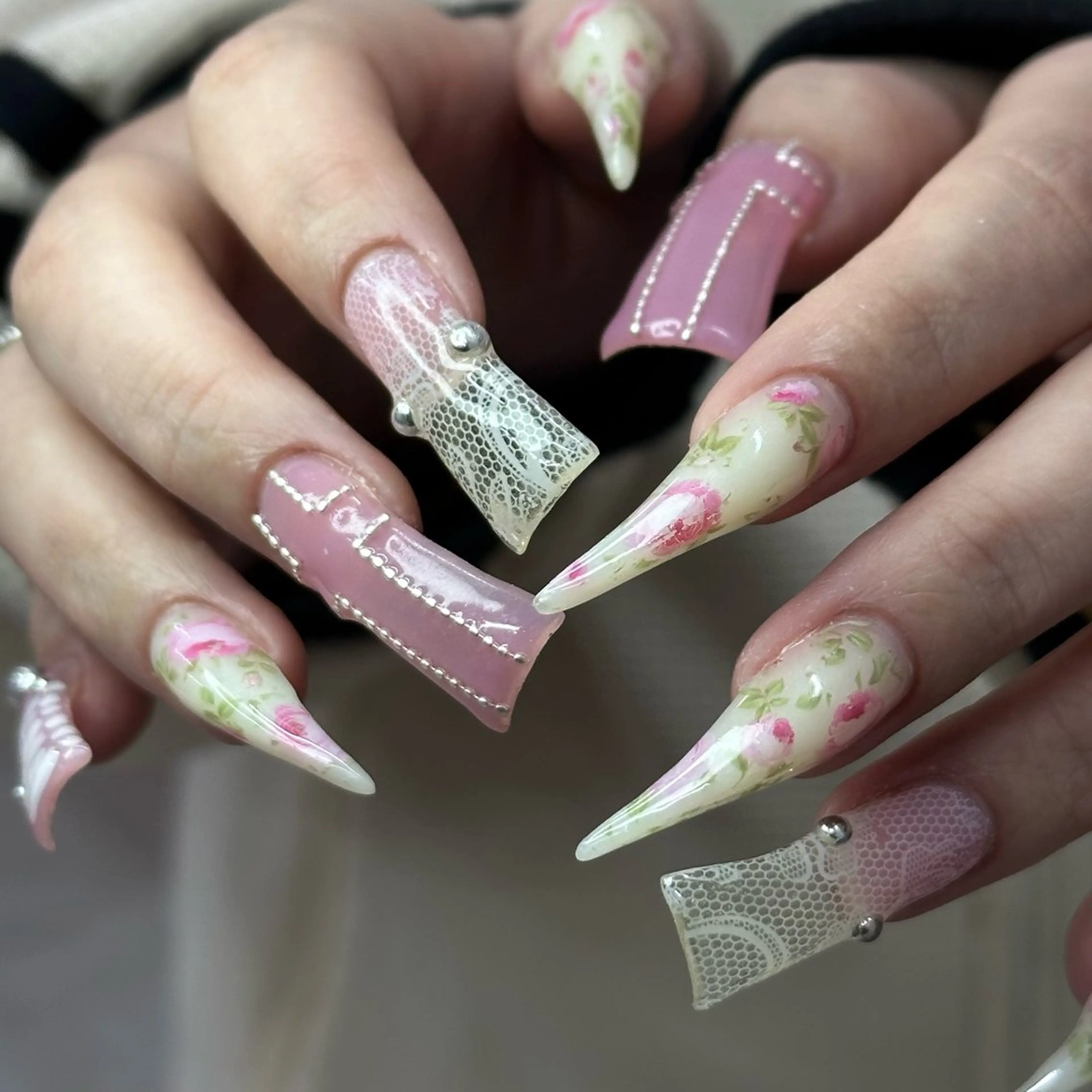 猫爪・ダック10本+フルアート🎨（パーツ付き）の写真