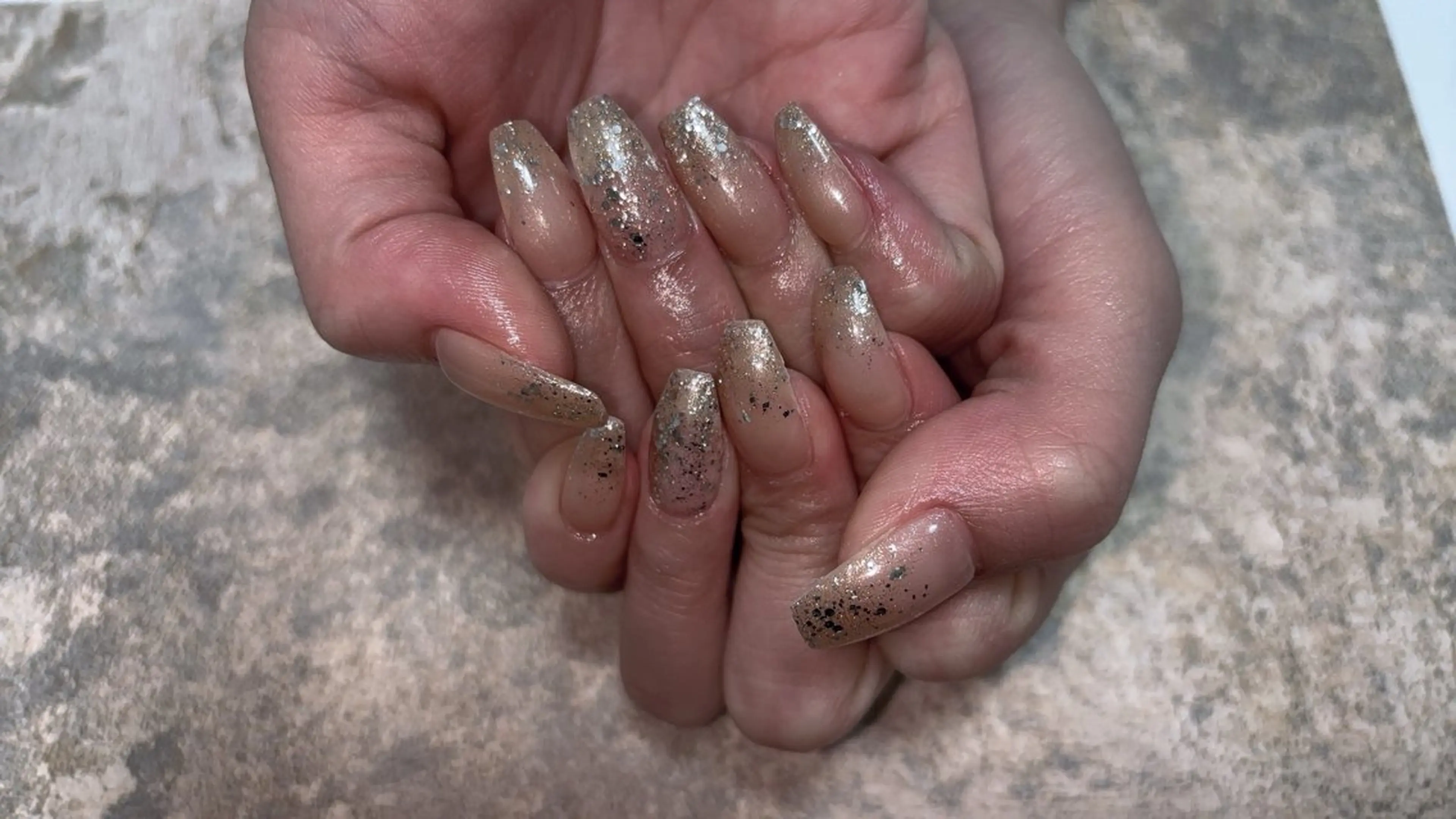 ネイル グラデーション ラメ(グリッター) ラメグラデーション ワンカラーネイル ハンドネイル coco nailのネイルデザイン