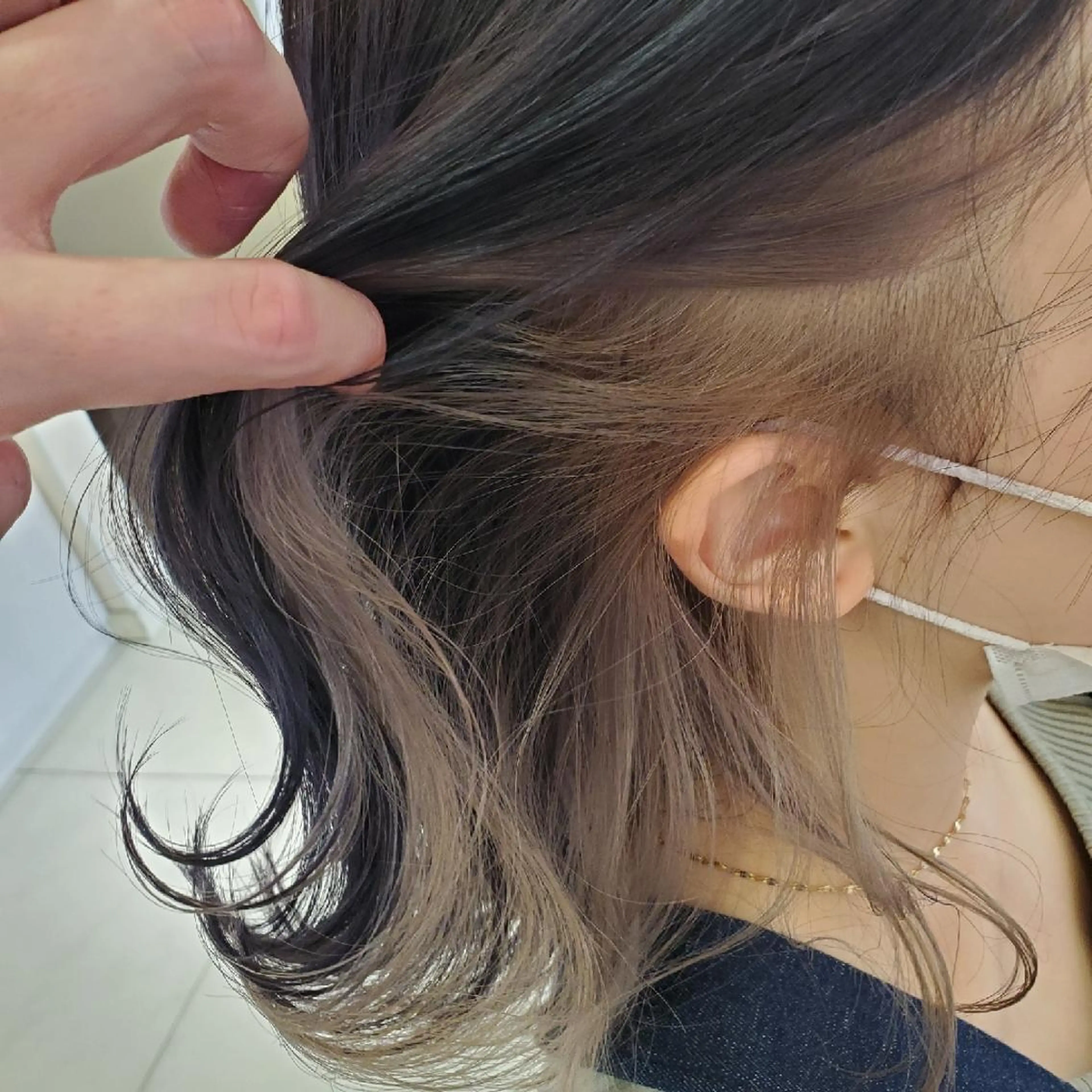 カラー 北野 親善のヘアスタイル