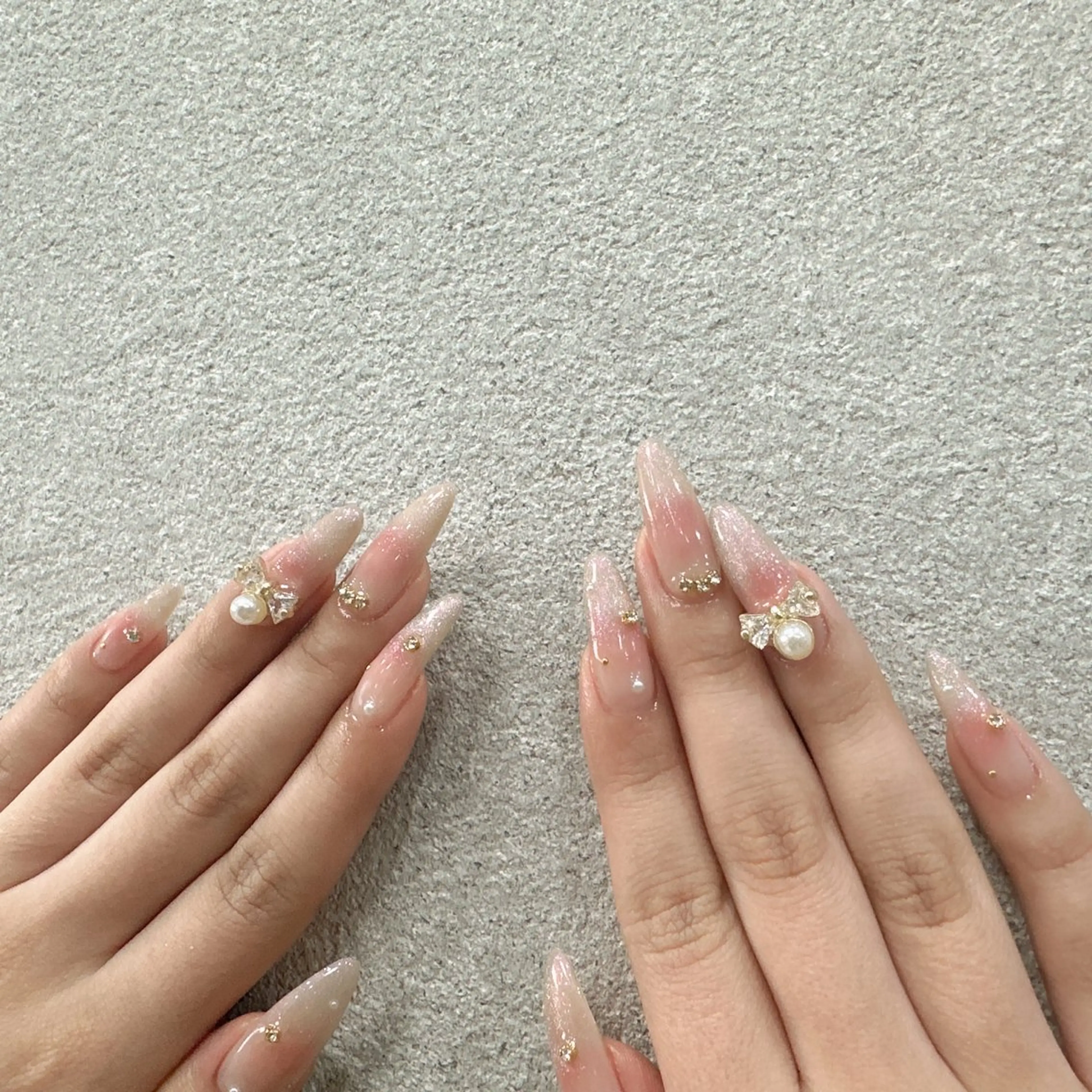 ネイル チークネイル ハンドネイル ハンドケア 🫧M. nailsのネイルデザイン