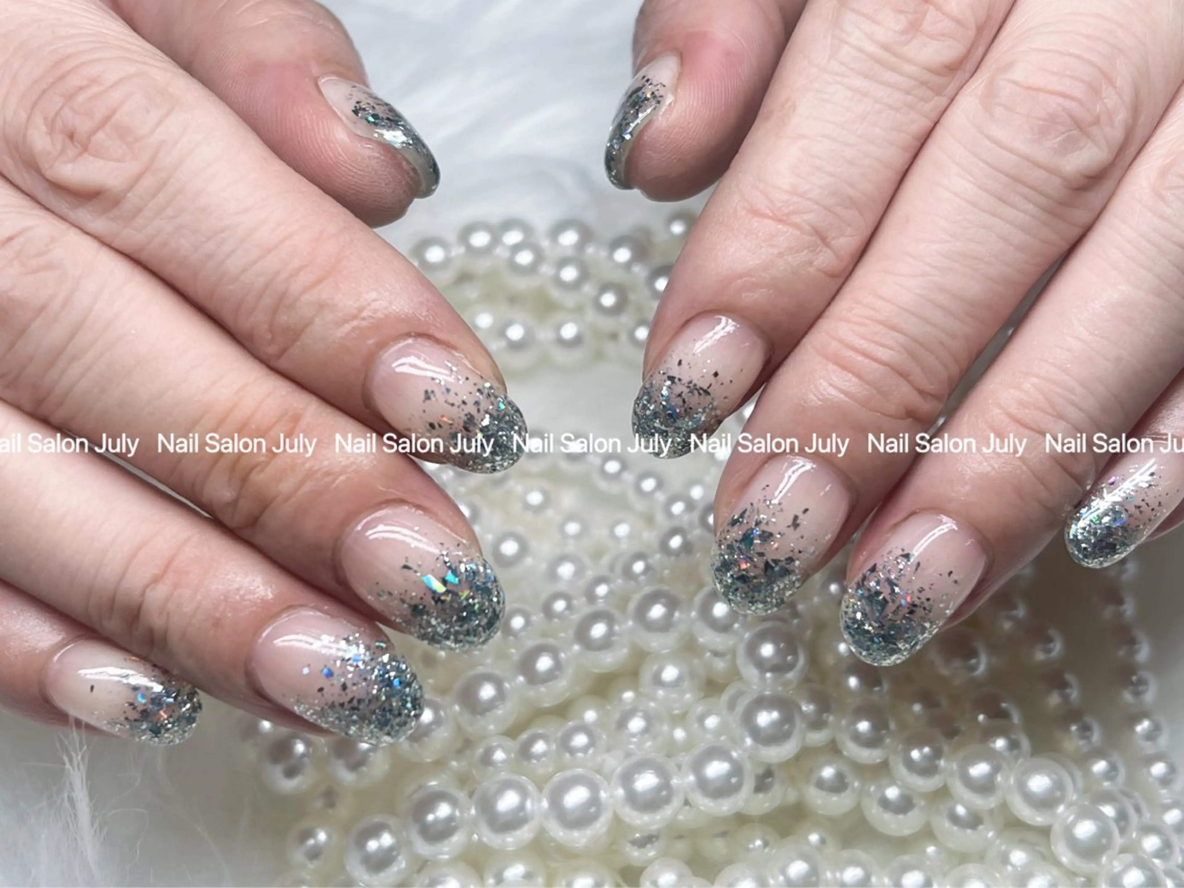 ネイル アートネイル オーロラネイル ジェルネイル ガーリー キラキラネイル July モモのネイルデザイン