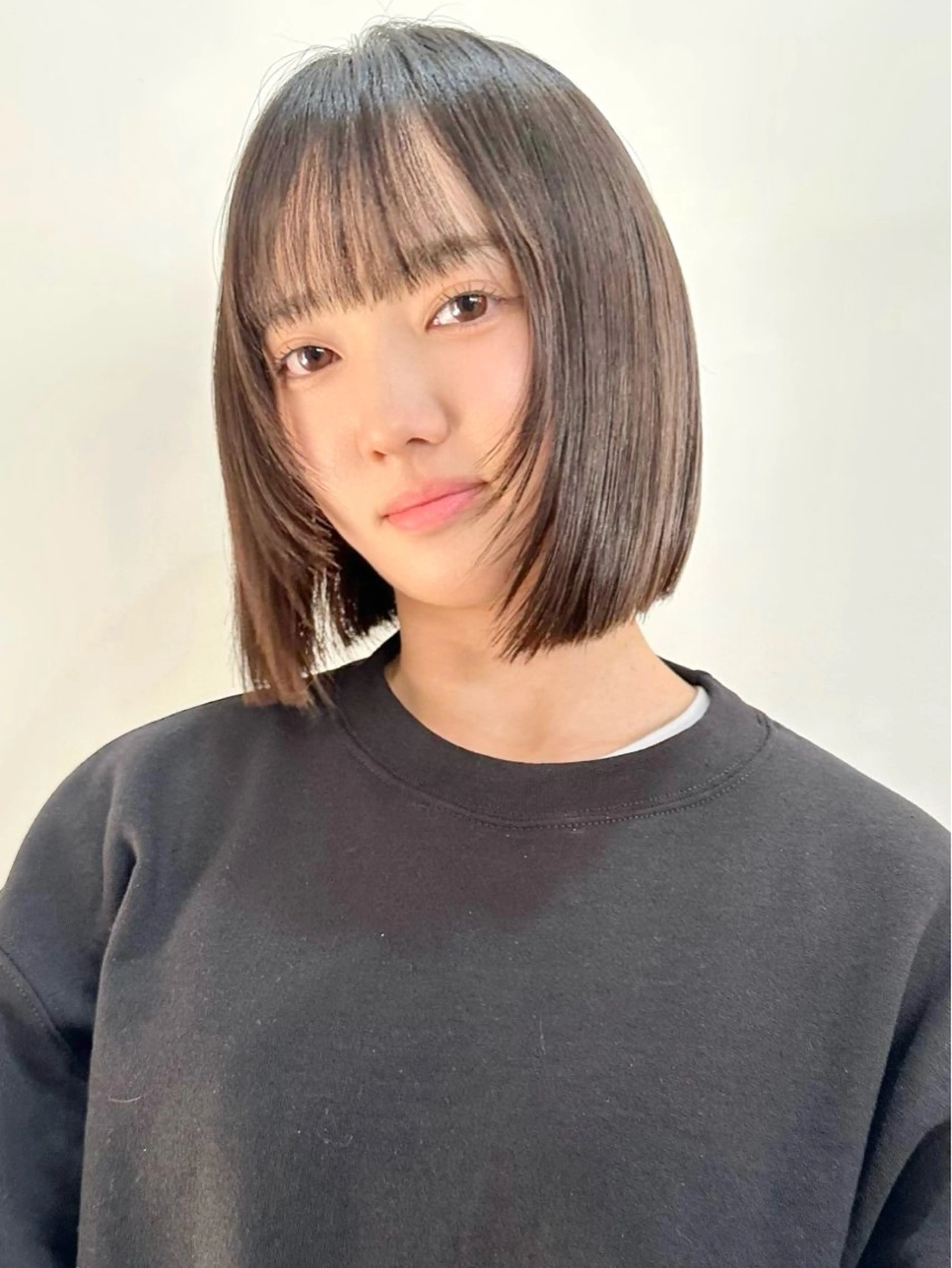 ショート カラー ヘアアレンジ カット ヘアカラー トリートメント 切りっぱなしボブ/ デザインカラー店長のヘアスタイル