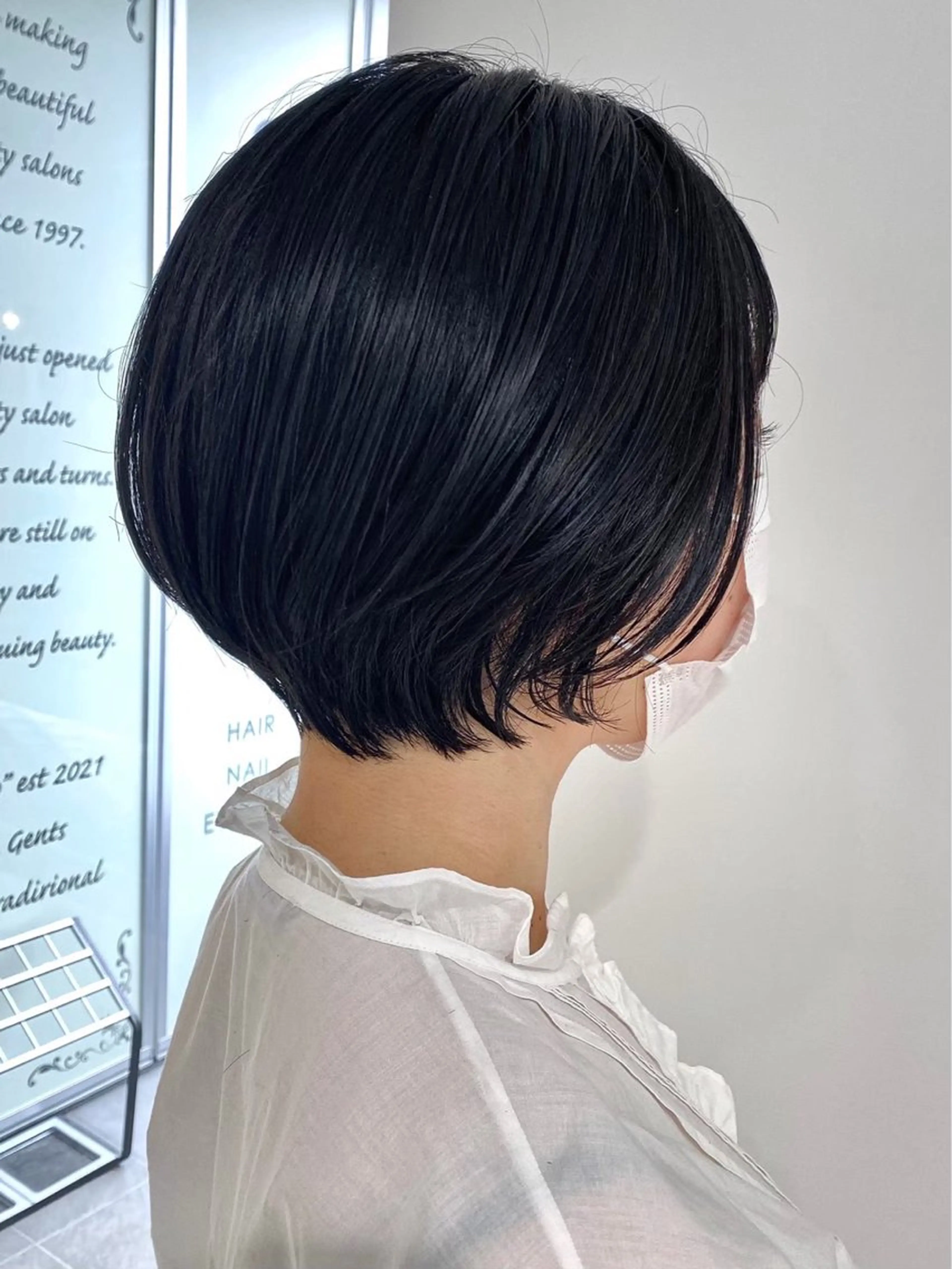 ショート 鈴木弥月/大人ボブ× 透明感カラーのヘアスタイル