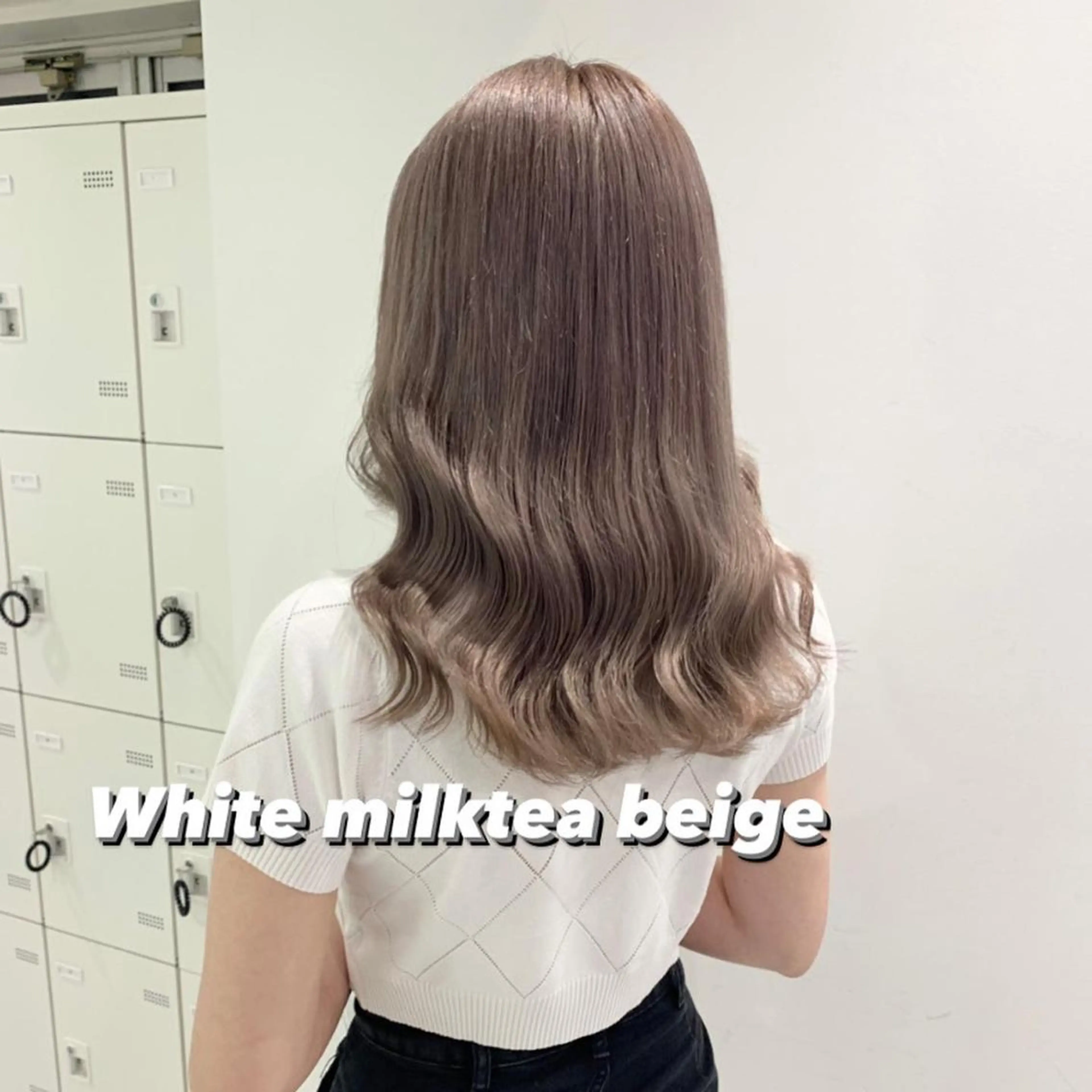 ロング カラー ヘアカラー トリートメント 🪞ハイトーン🪞 🤍waka🤍のヘアスタイル