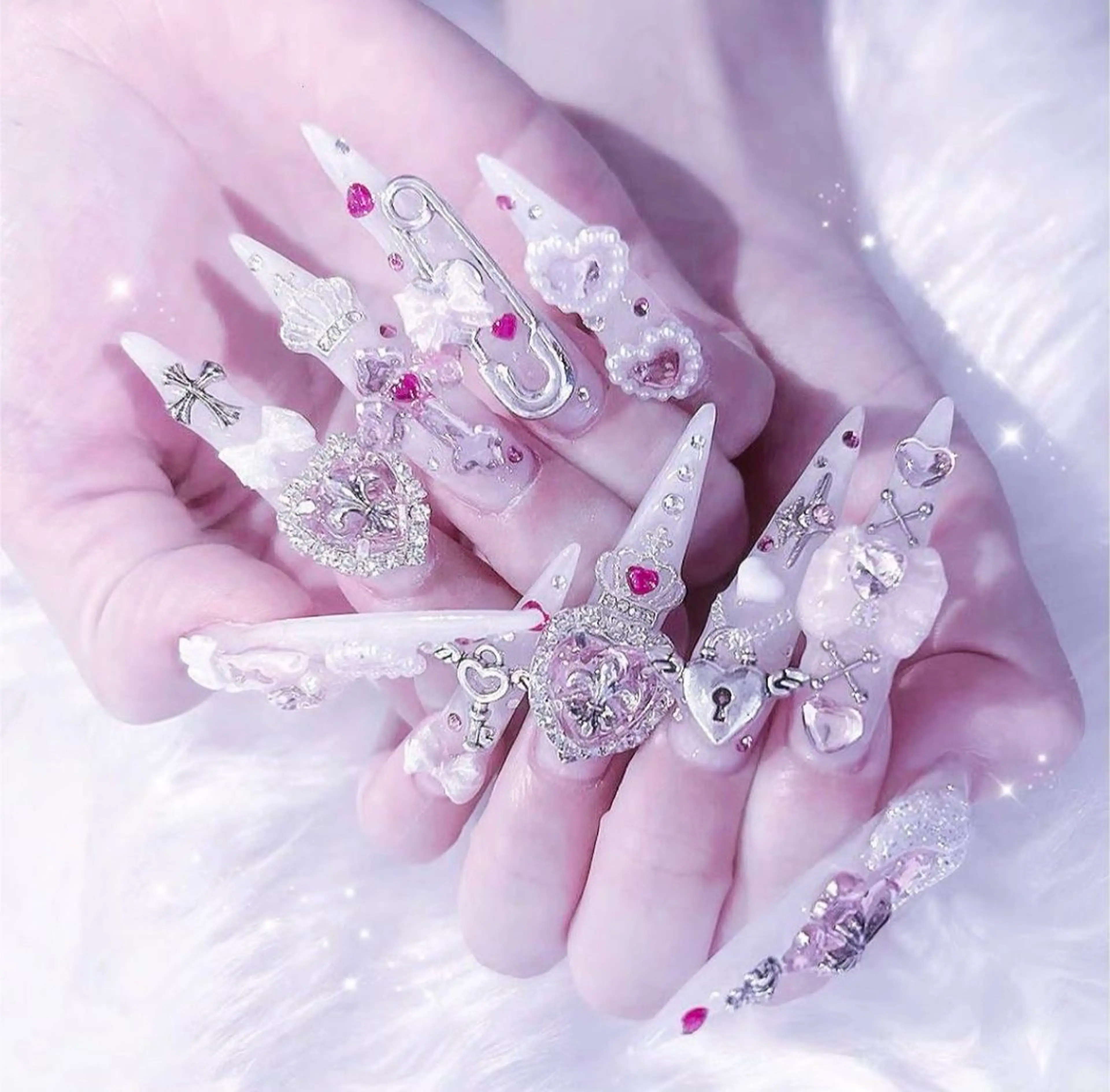 ネイル マグネットネイル ミラーネイル 冬ネイル Lee Nailsのネイルデザイン