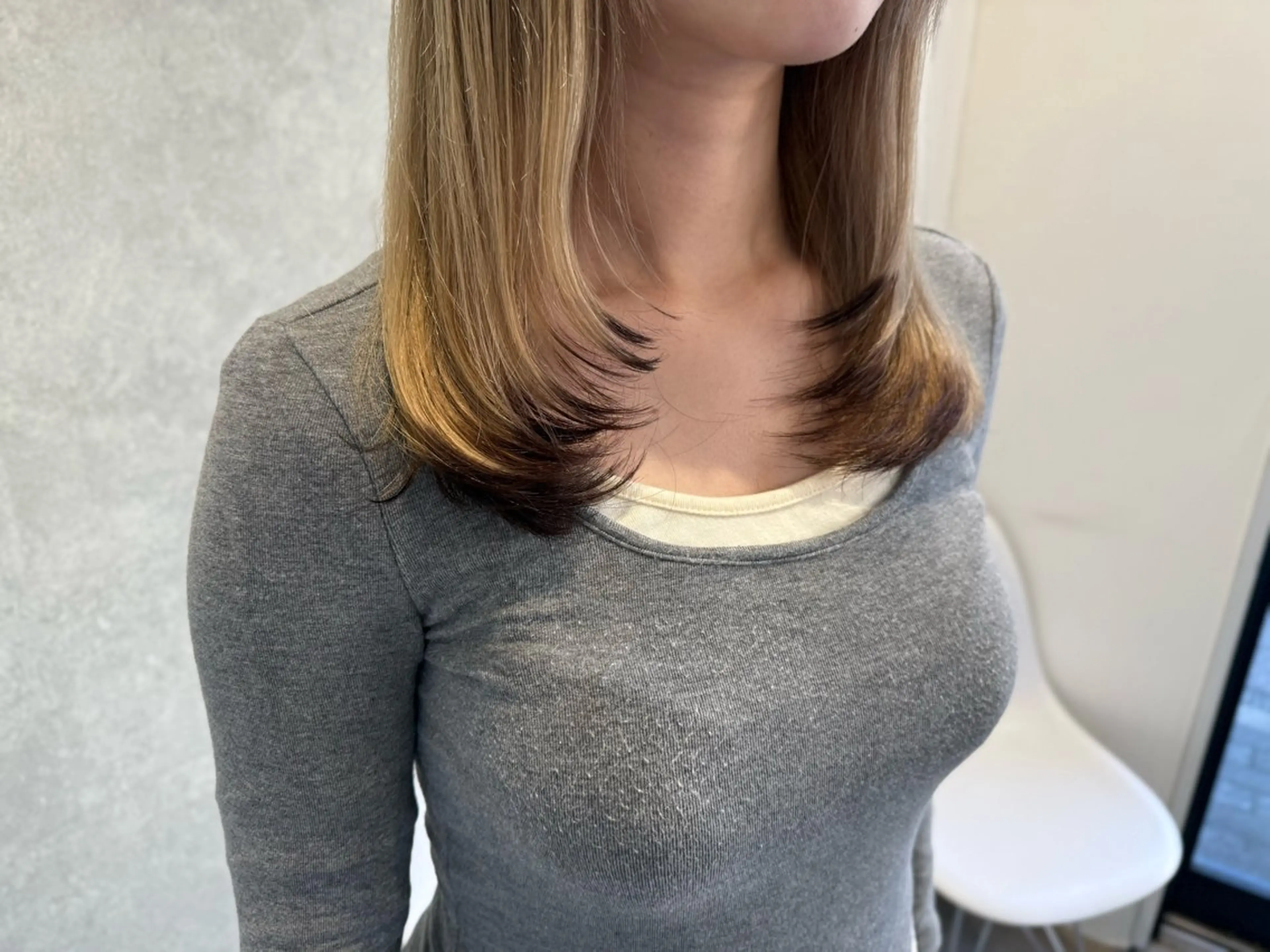 セミロング カラー ヘアアレンジ YUA 🌼のヘアスタイル