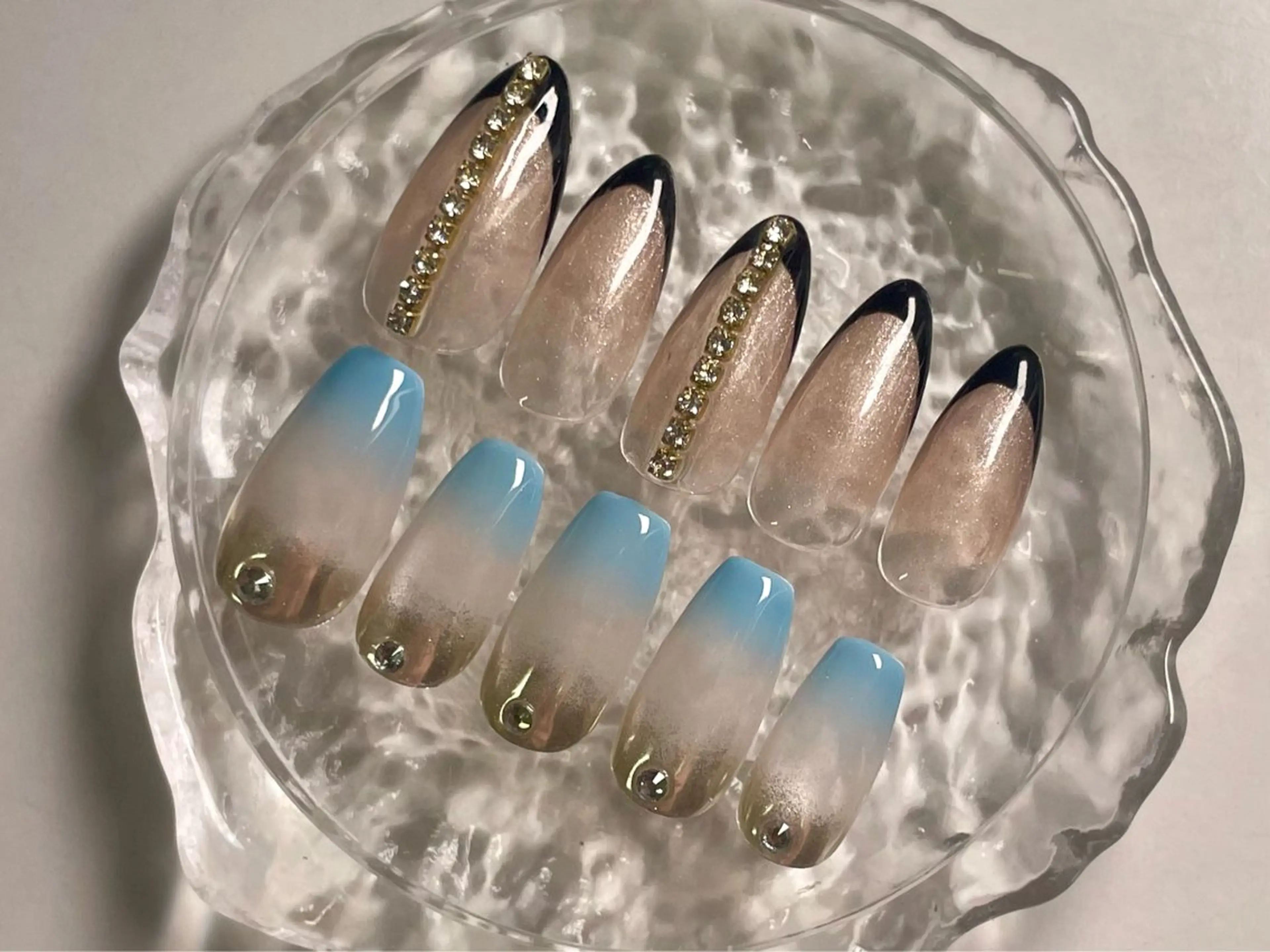 セミロング NON-NONプラス所属・Ii / nailingのネイルデザイン