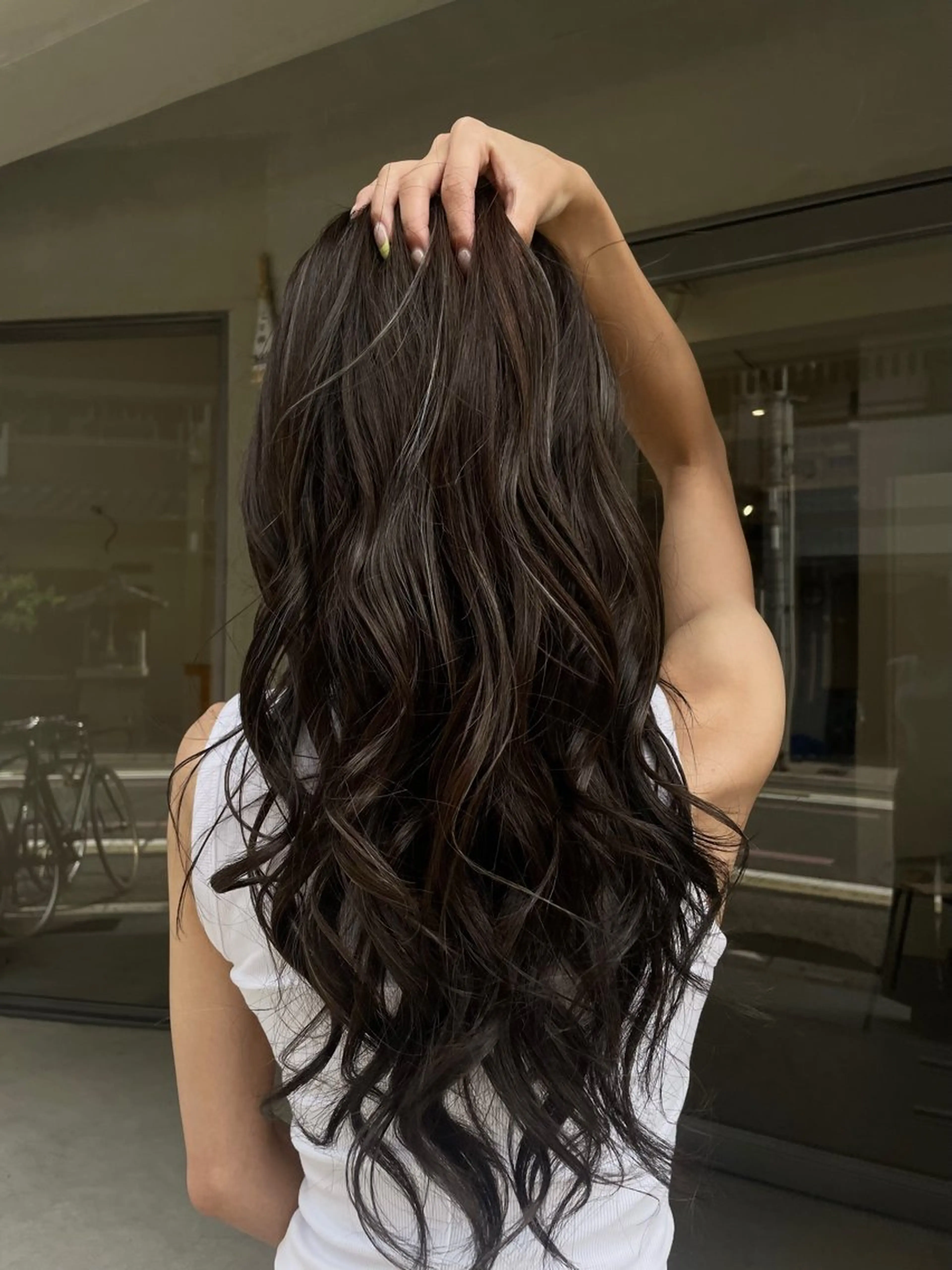 ロング カラー ハイライトカラー ハイライト 岩橋 生和のヘアスタイル