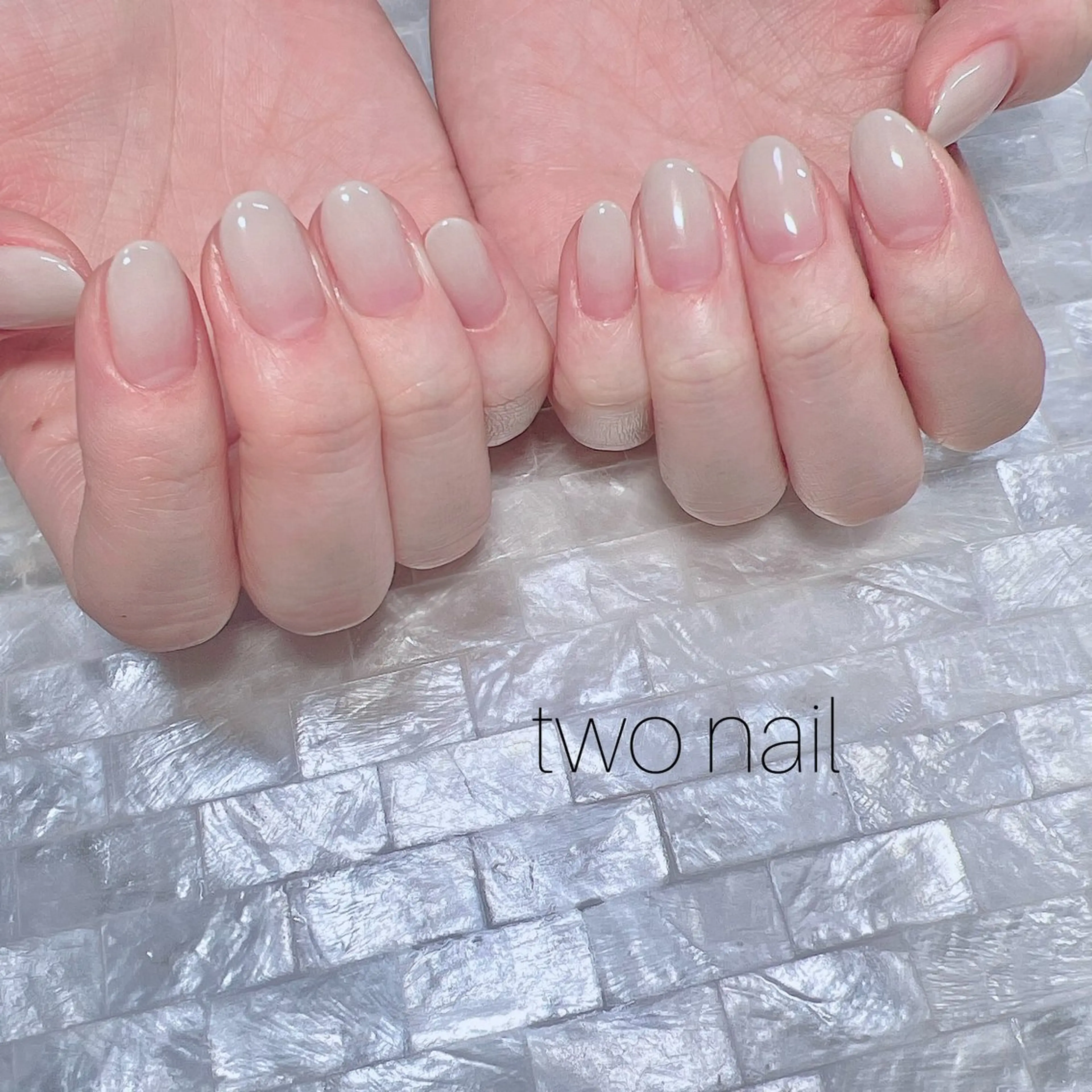 ネイル ネイルチップ ホワイト ハンドネイル two nailのネイルデザイン