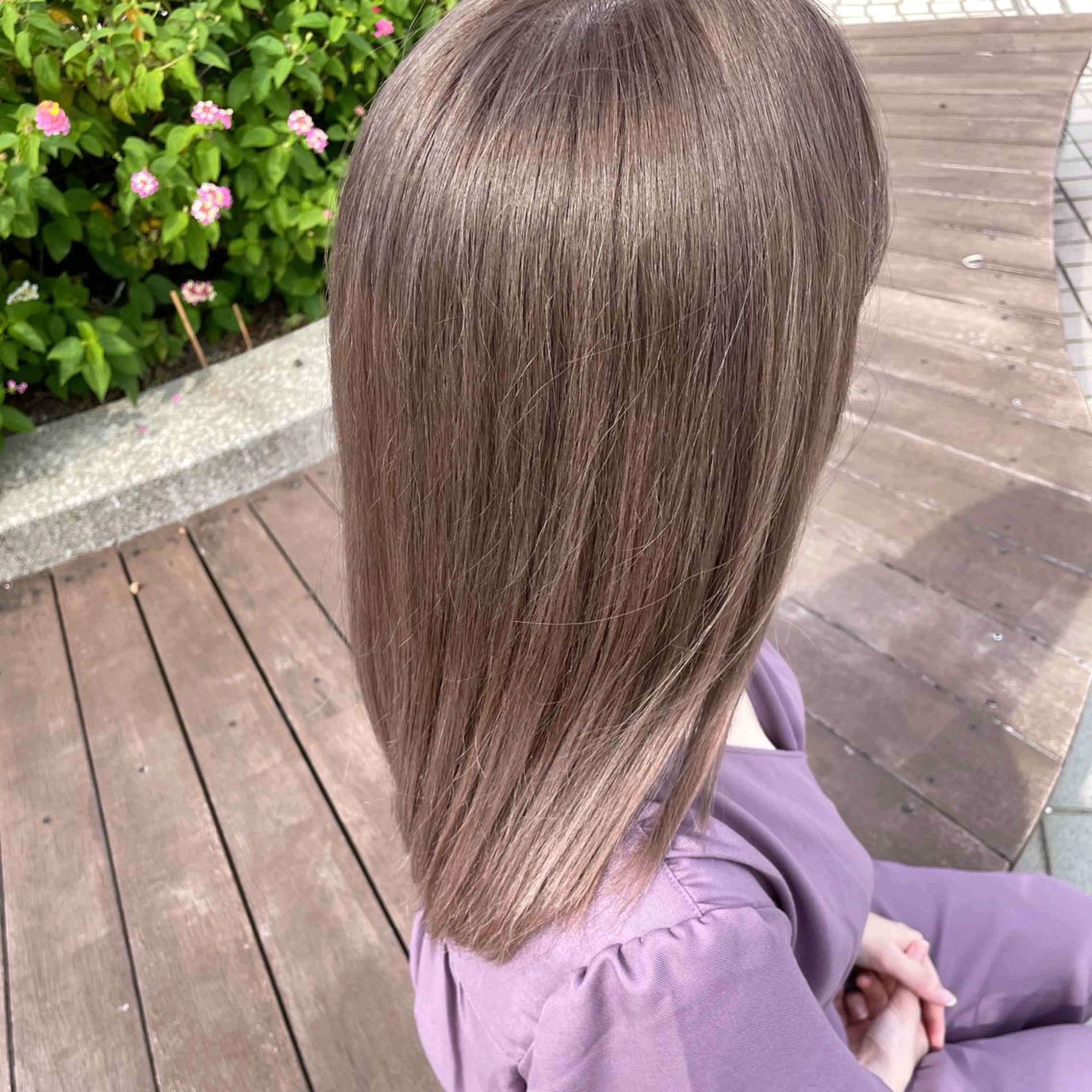 セミロング カラー ベージュカラー ブリーチ ダブルカラー グレージュ ミルクティーベージュ カット ヘアカラー トリートメント 💎小顔前髪&髪質 改善カラー💎片桐のヘアスタイル