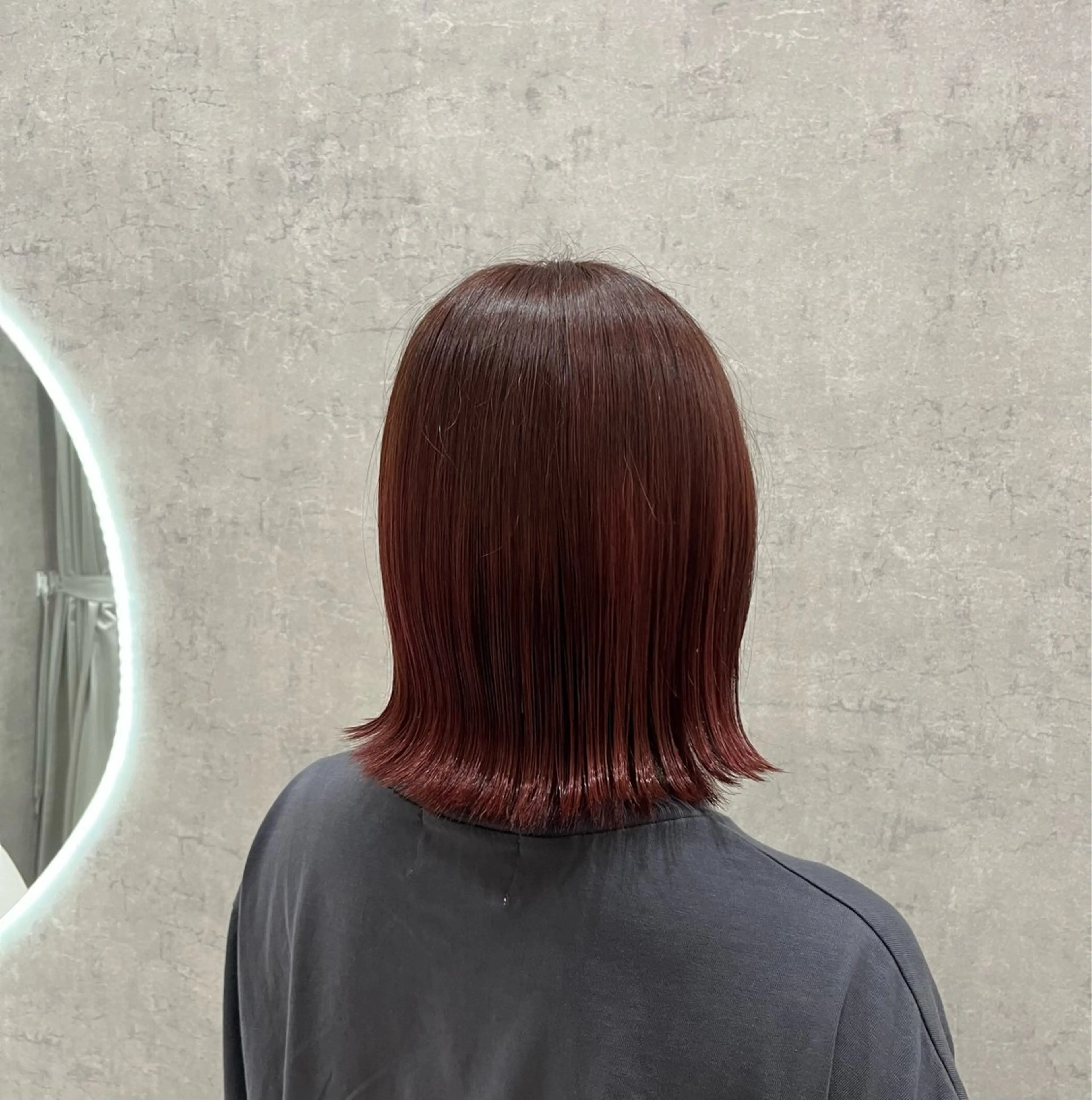 ショート カラー 中島 日菜のヘアスタイル