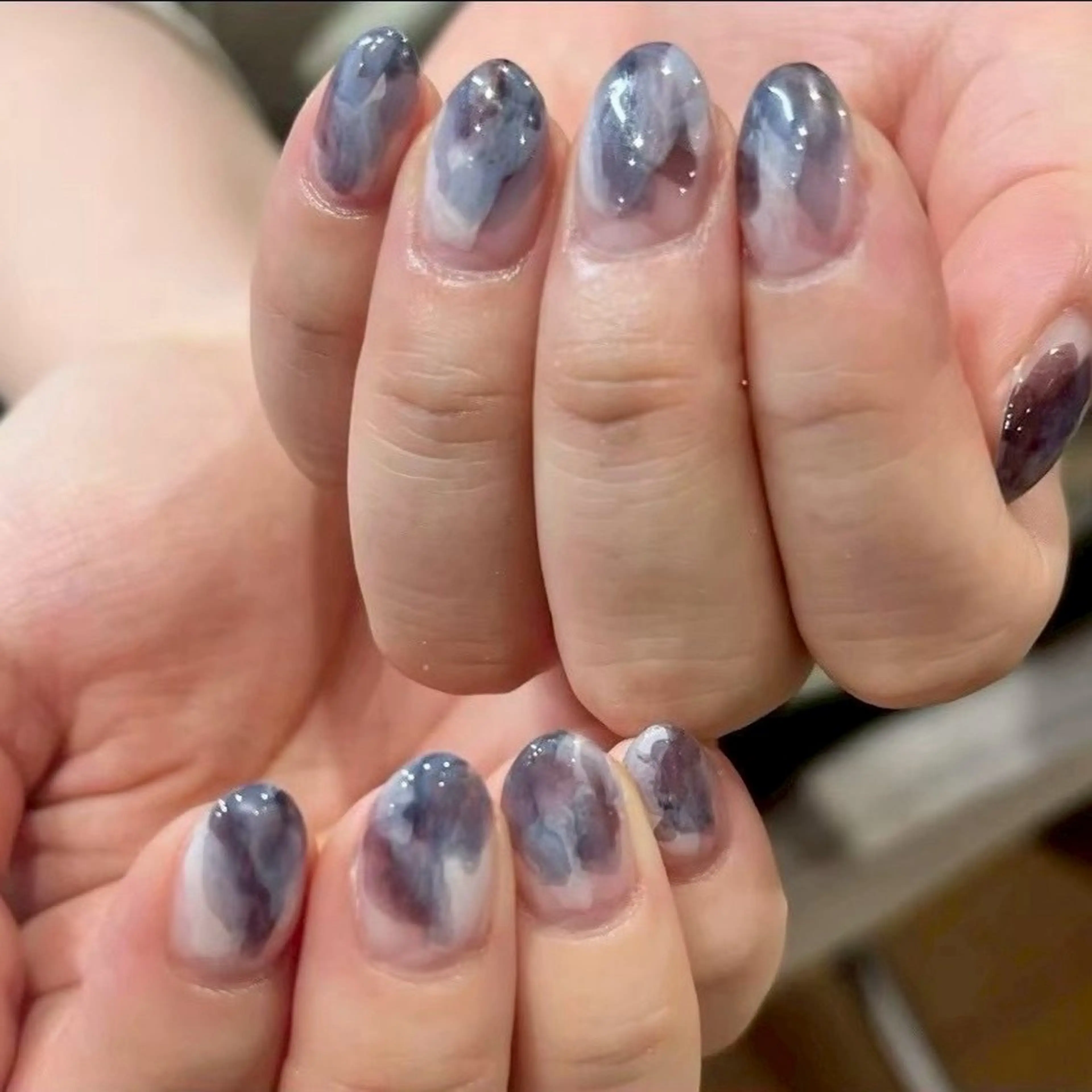 ネイル アートネイル 大理石ネイル(マーブル) ニュアンスネイル ハンドネイル &robe 銀座 sawakaのネイルデザイン