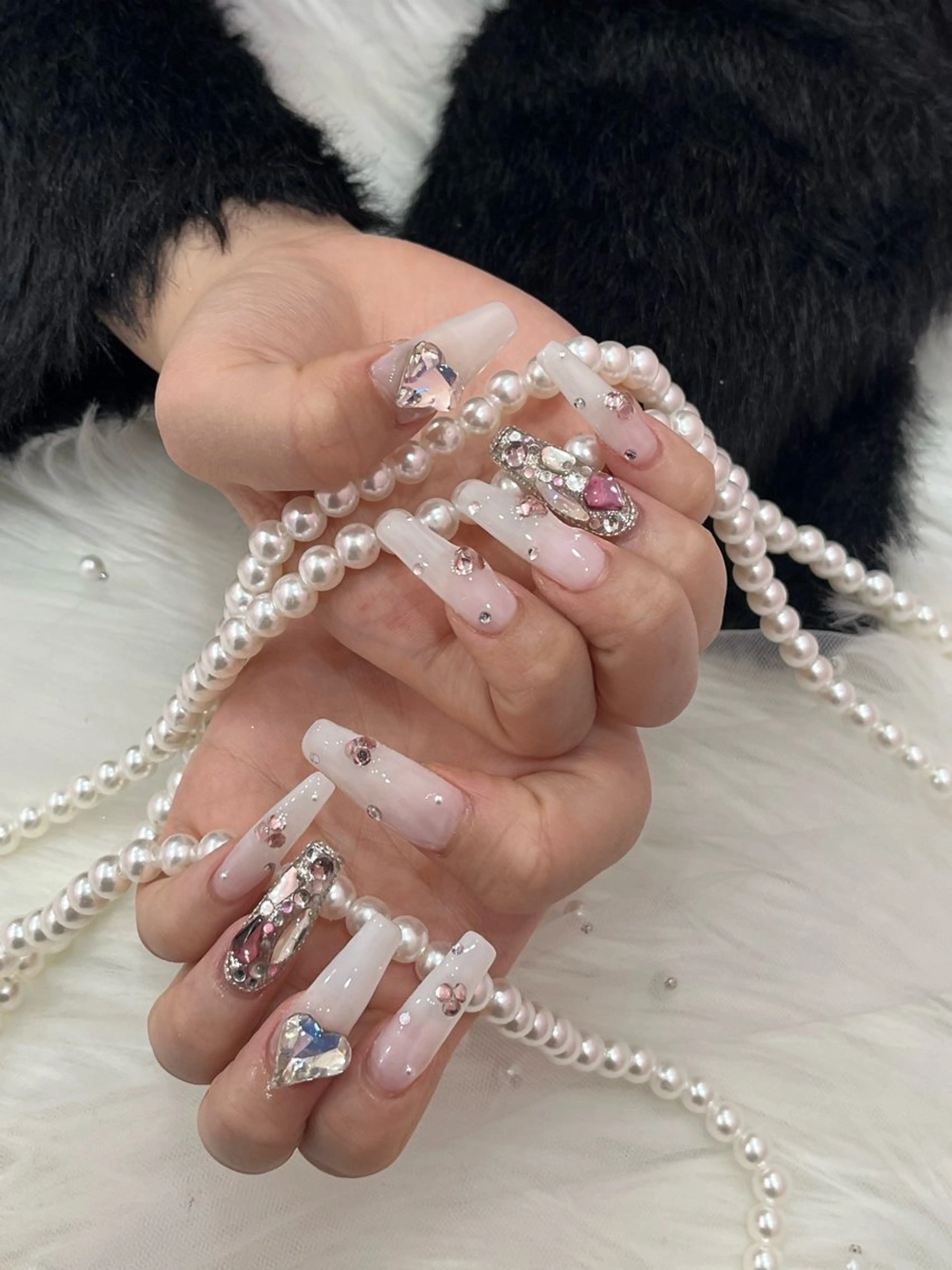 ネイル フレンチネイル ロングネイル スカルプネイル ワンホンネイル beautysalon,icy所属・矢野 愛璃のネイルデザイン