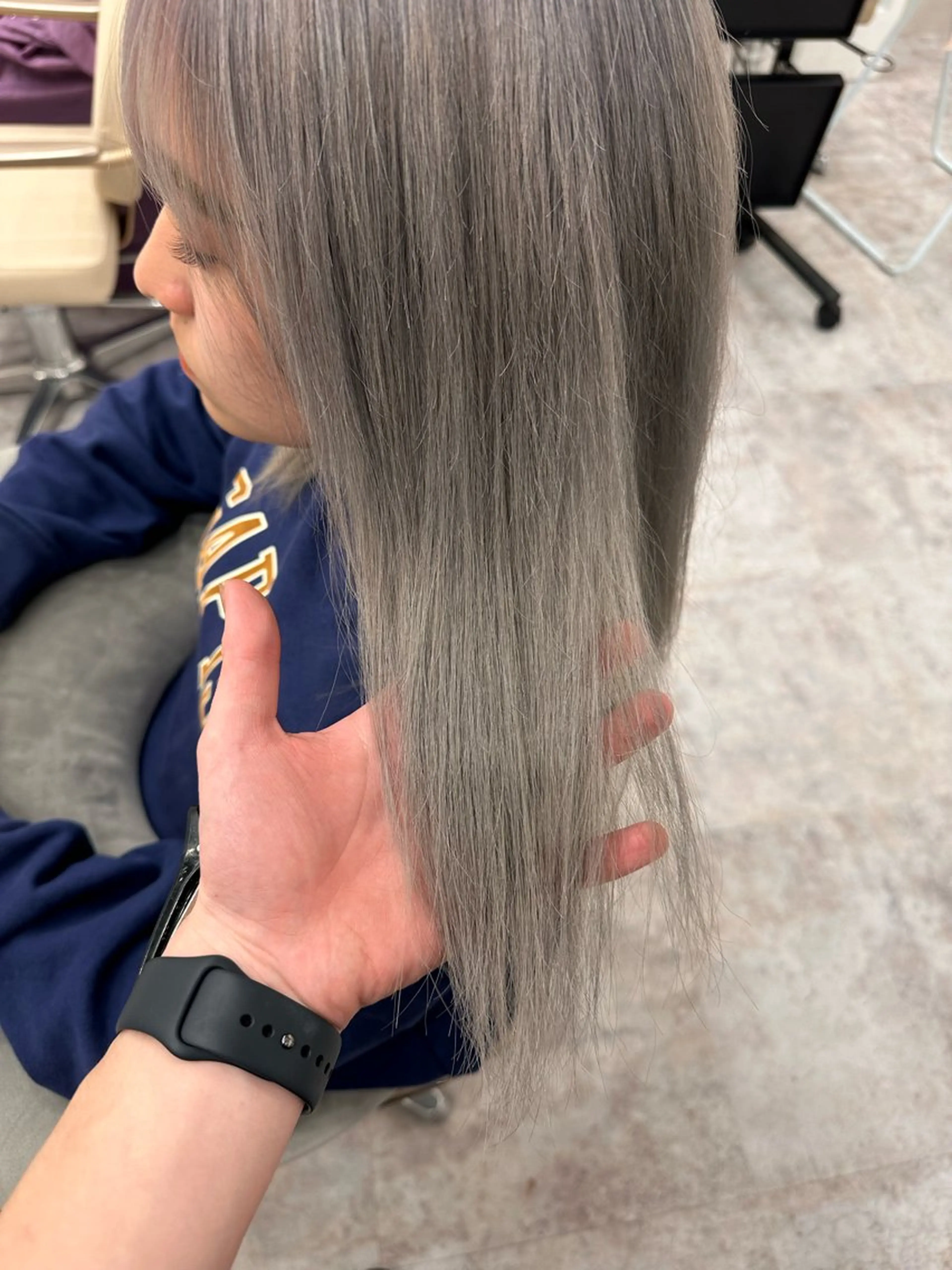 カラー ボブ、レイヤー、 ハイトーン、古淵のヘアスタイル