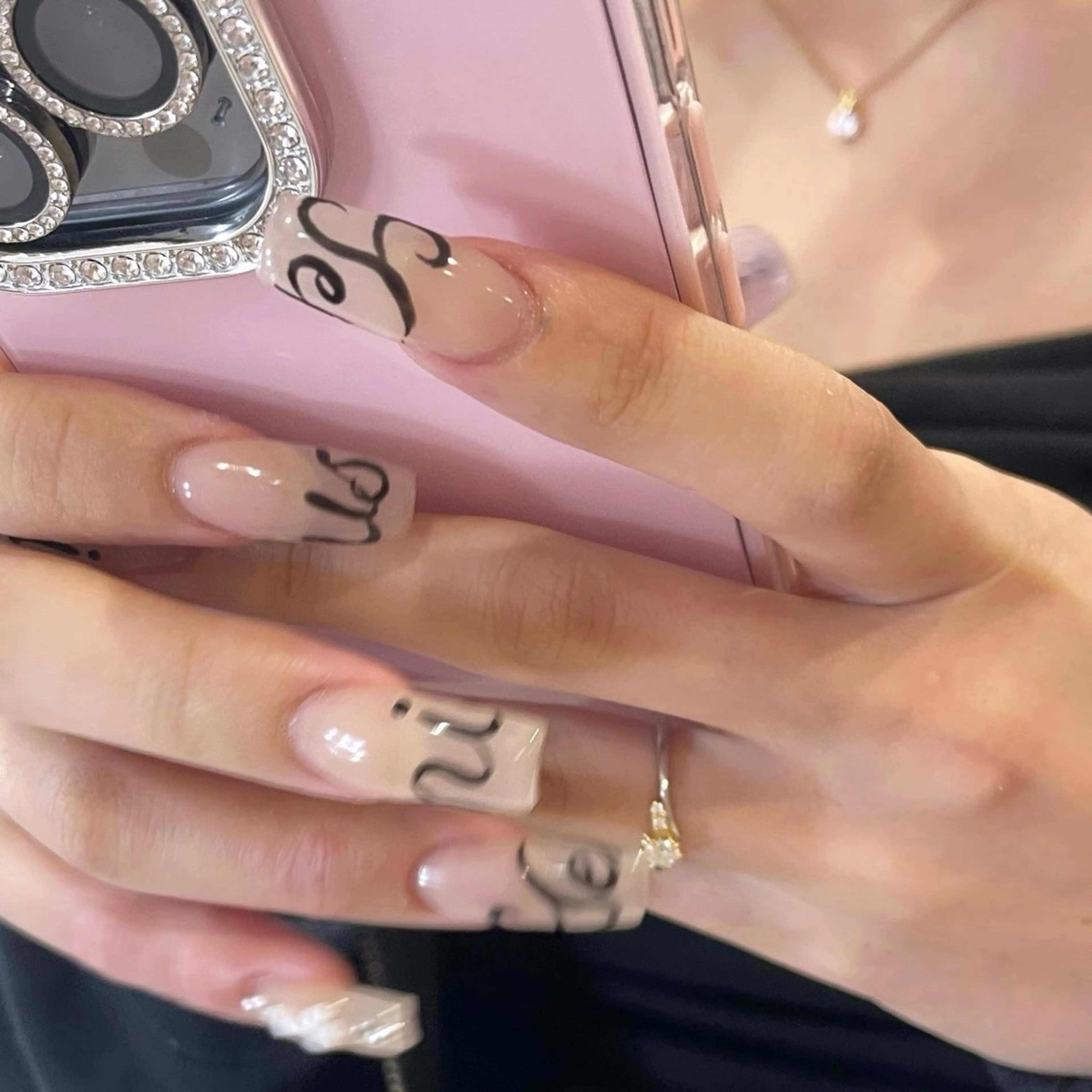 ネイル ハンドネイル Lily🍒 NANAのネイルデザイン