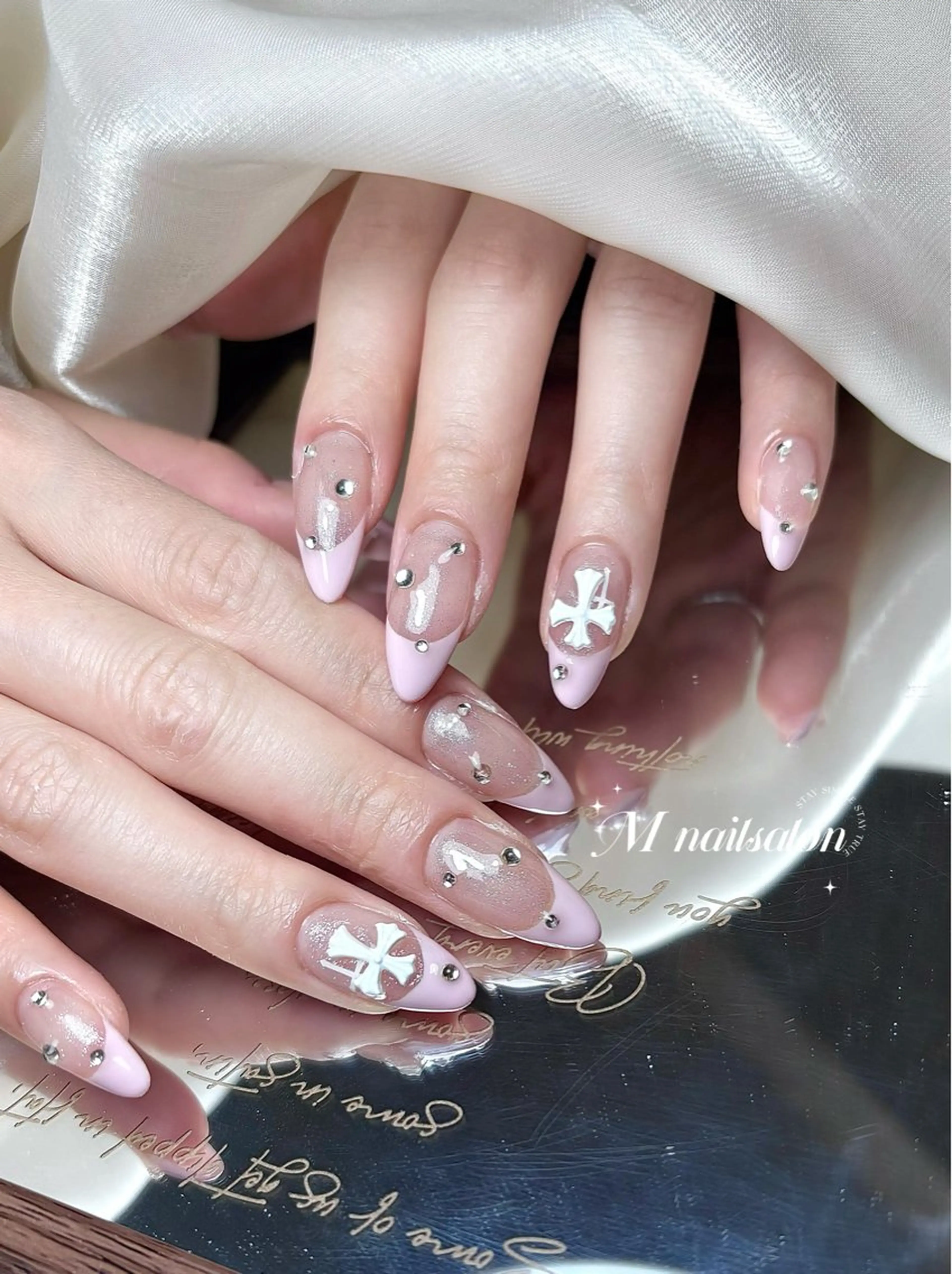 ネイル ハンドネイル M🌷nail 長さだし専門店のネイルデザイン