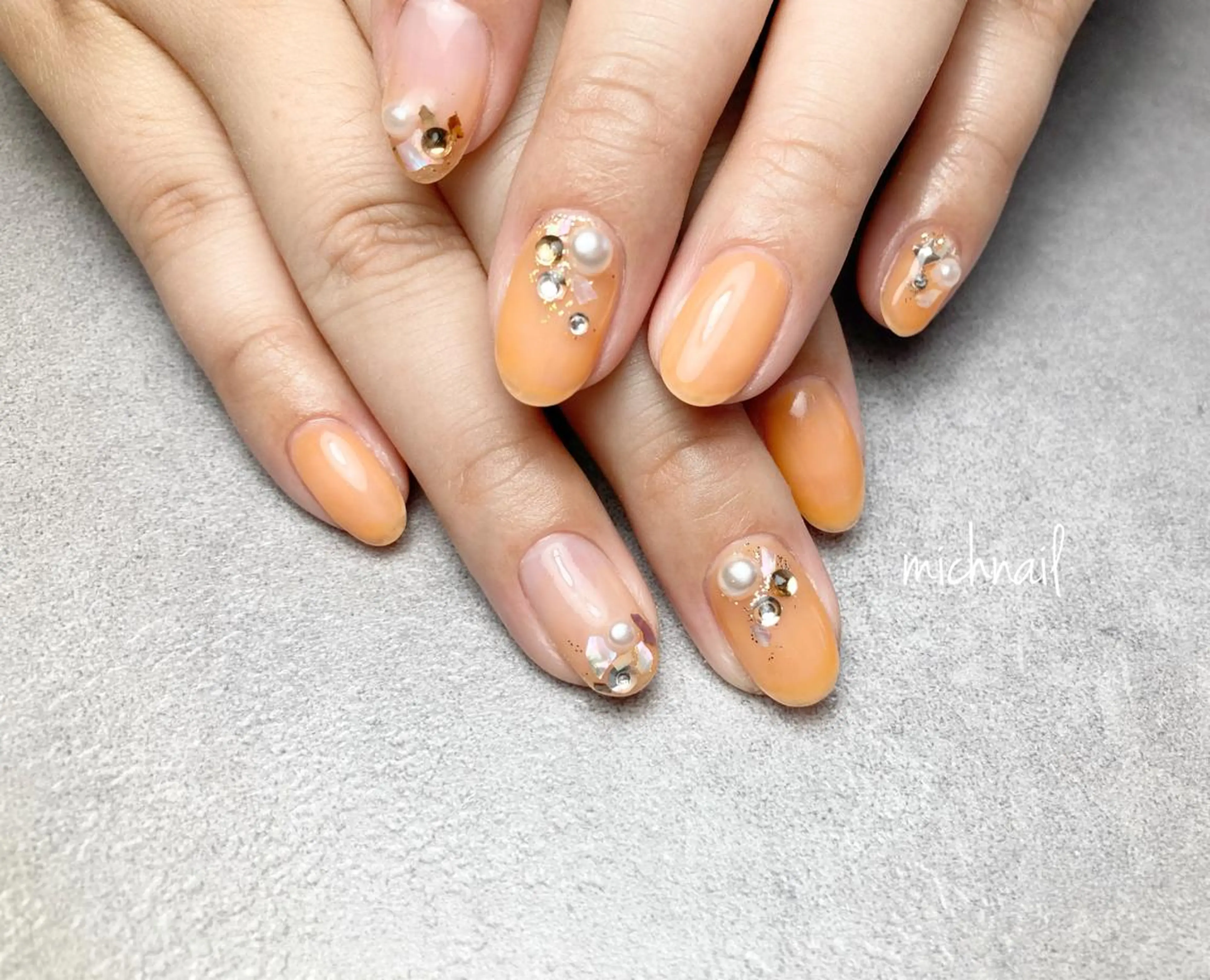 ネイル オレンジ eni. by michのネイルデザイン