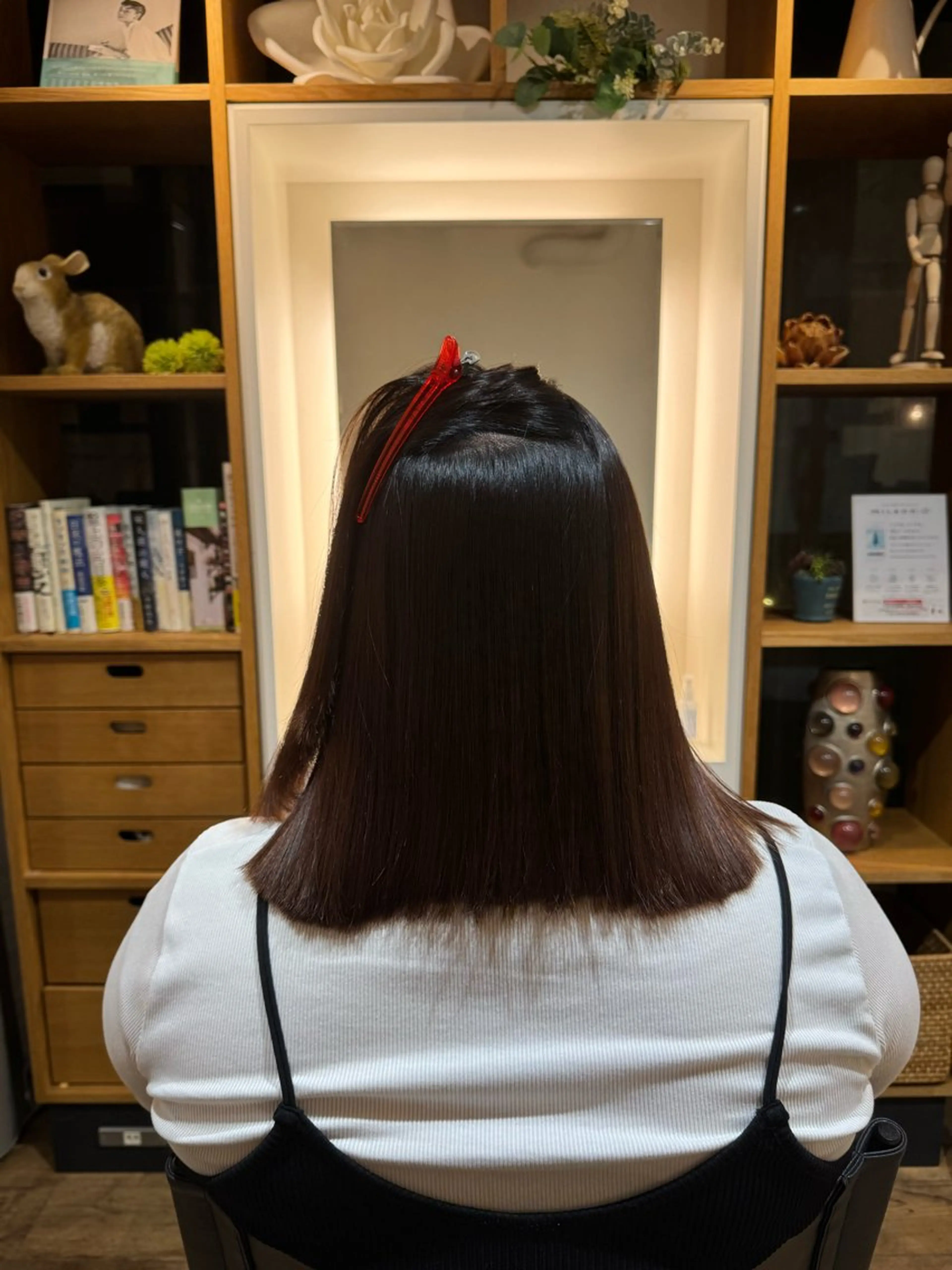 セミロング カット 縮毛矯正 トリートメント afloatkobe所属・美髪/髪質改善 川口凌弥のヘアスタイル